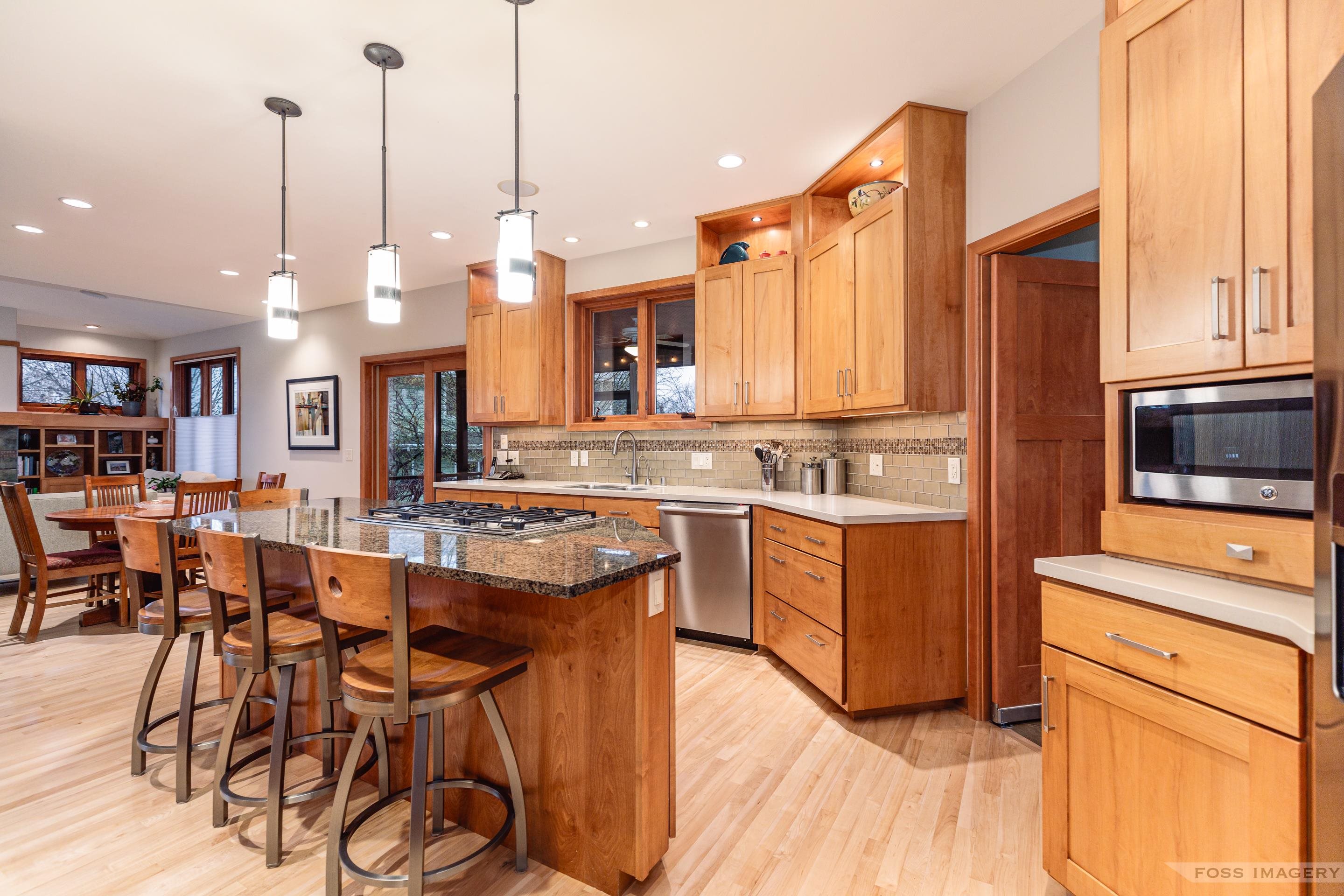 6750 Erdman Boulevard