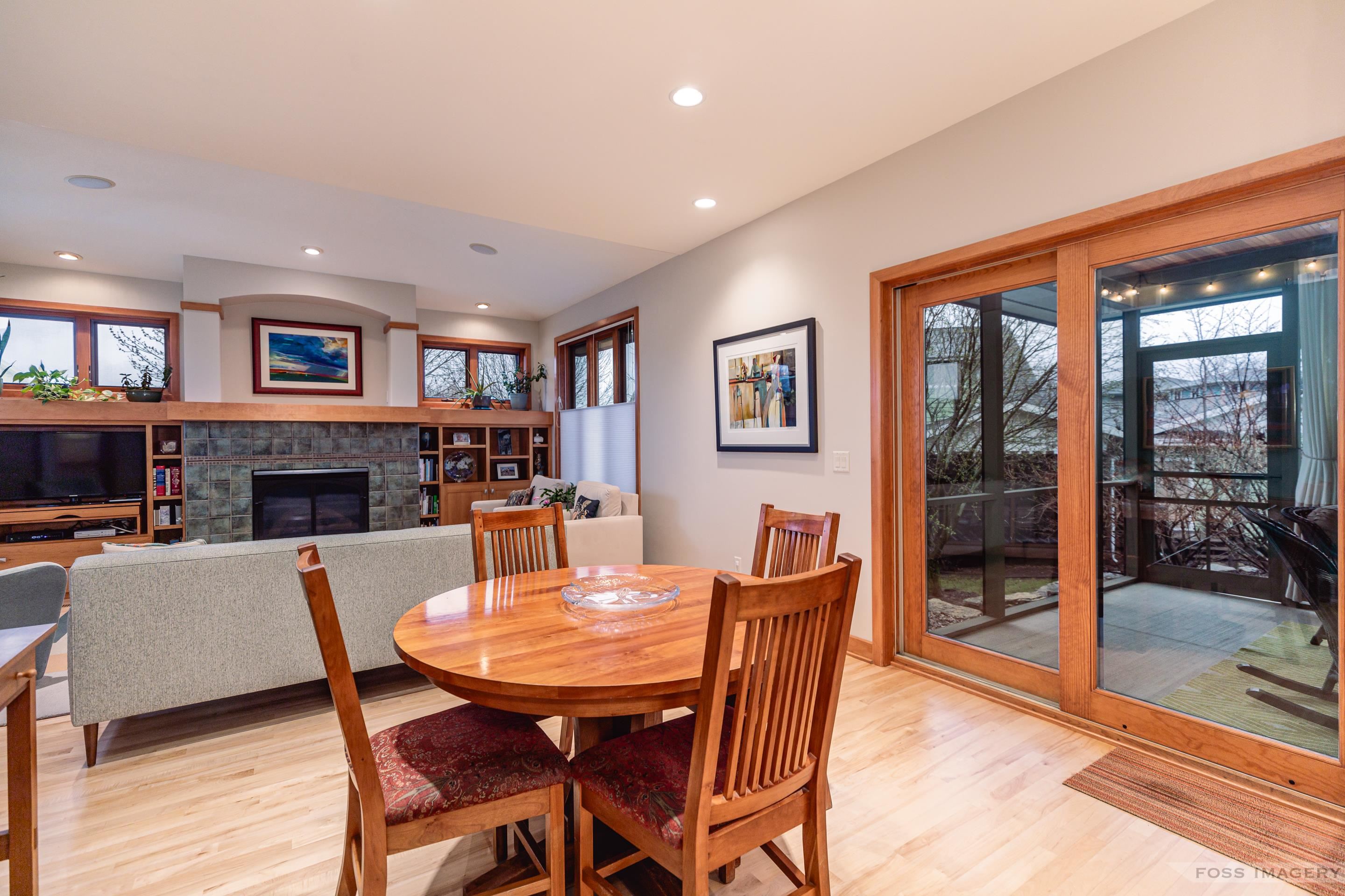 6750 Erdman Boulevard