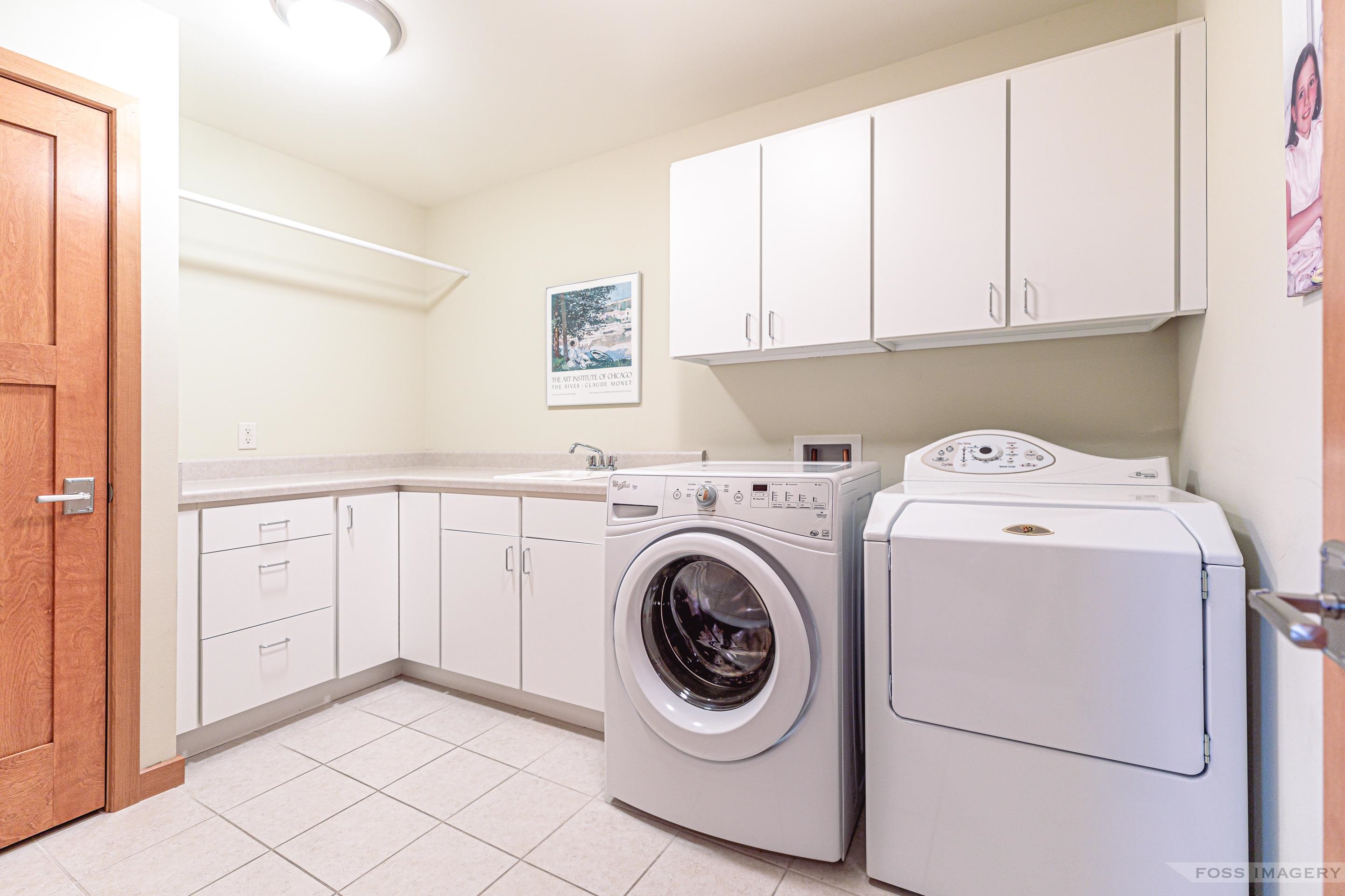 6750 Erdman Boulevard