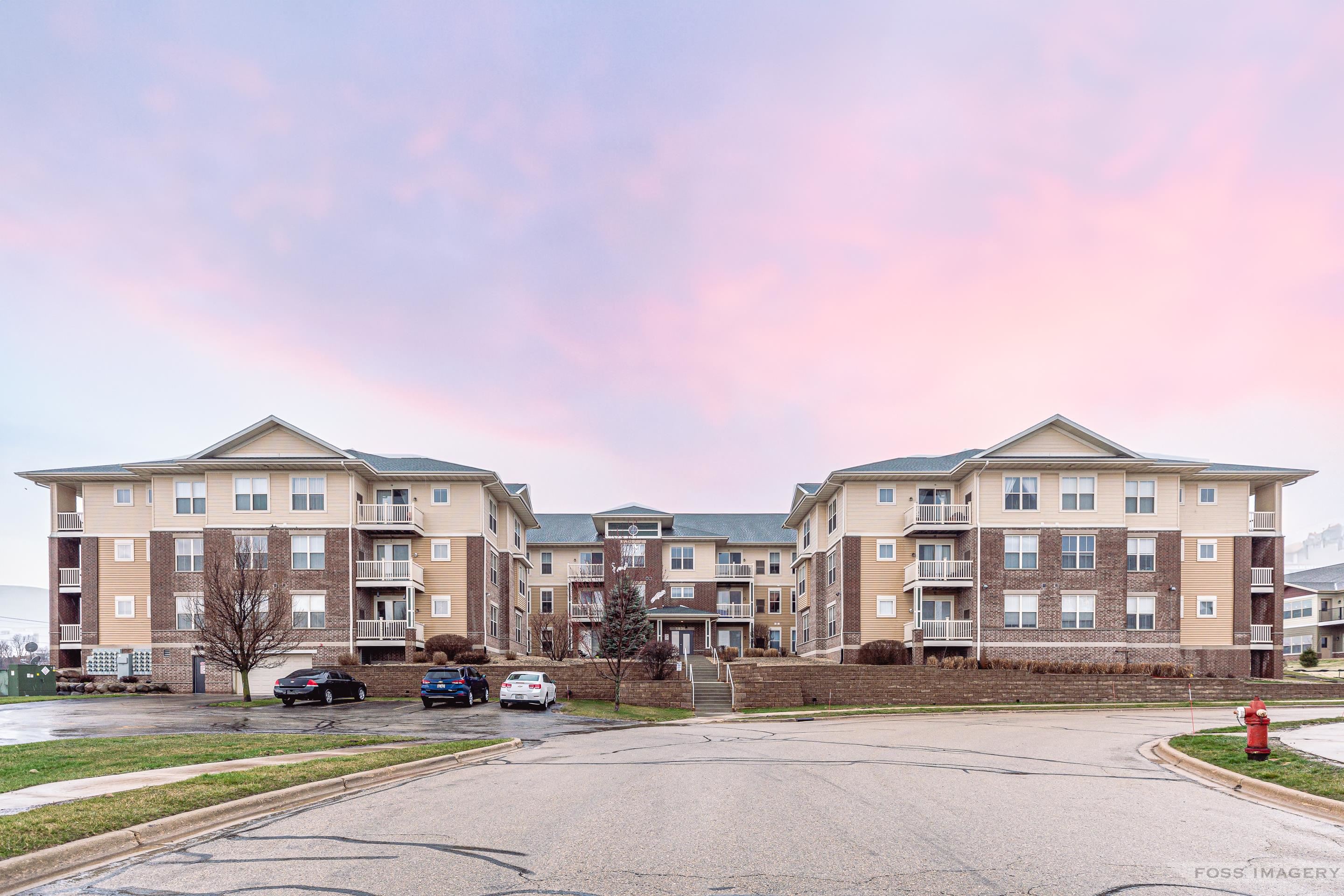 5831 Lupine Lane 201