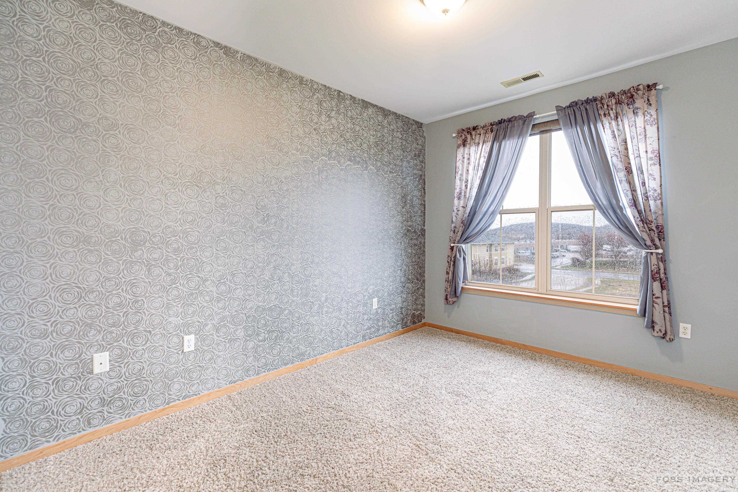 5831 Lupine Lane 201
