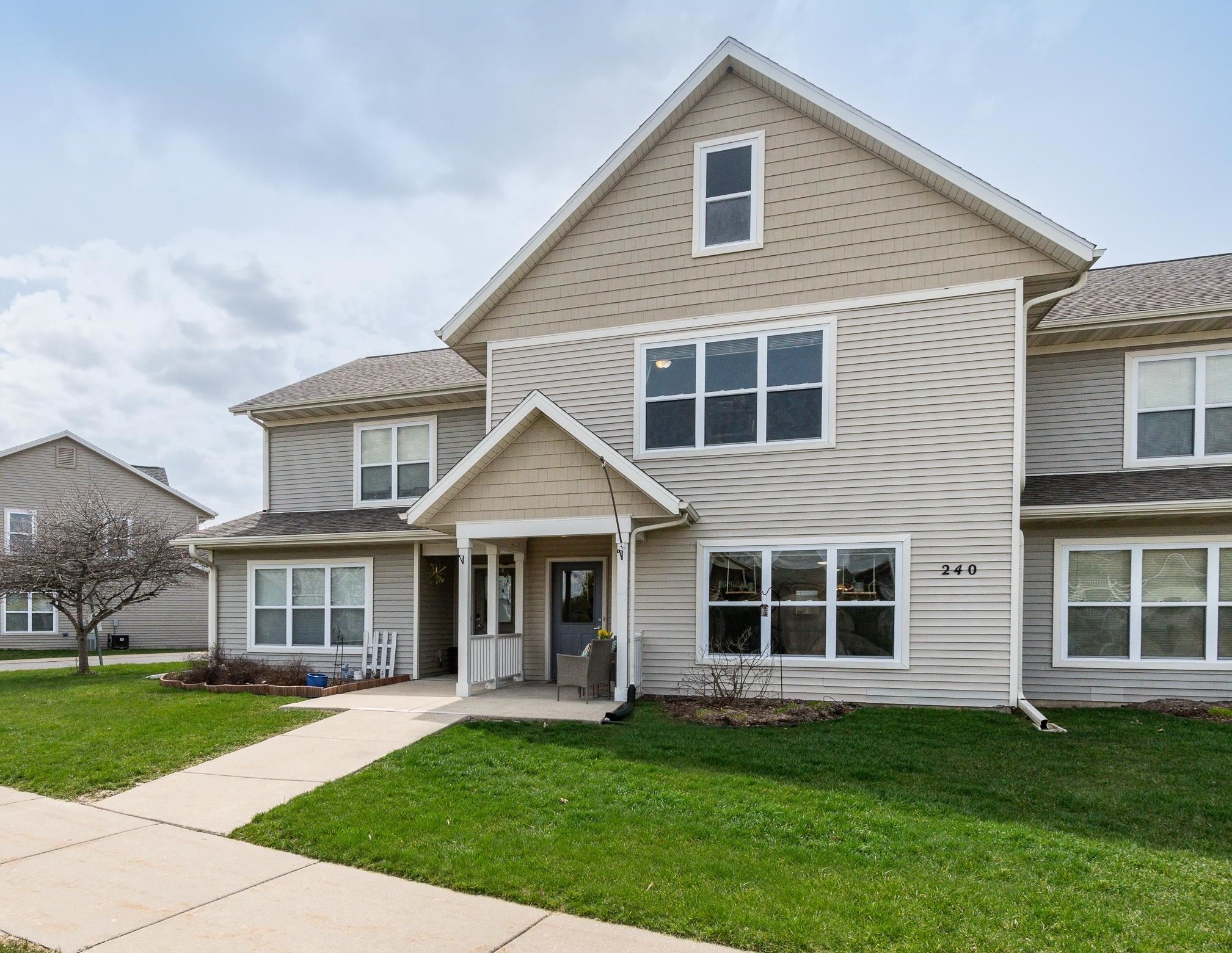 240 S Musket Ridge Drive 3