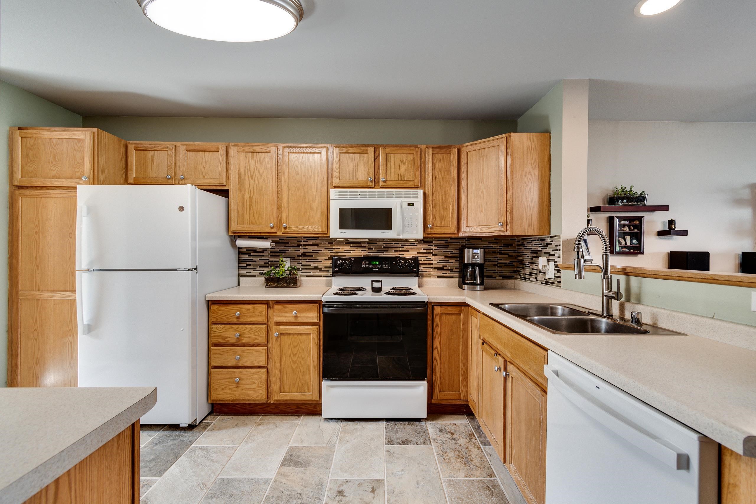 240 S Musket Ridge Drive 3