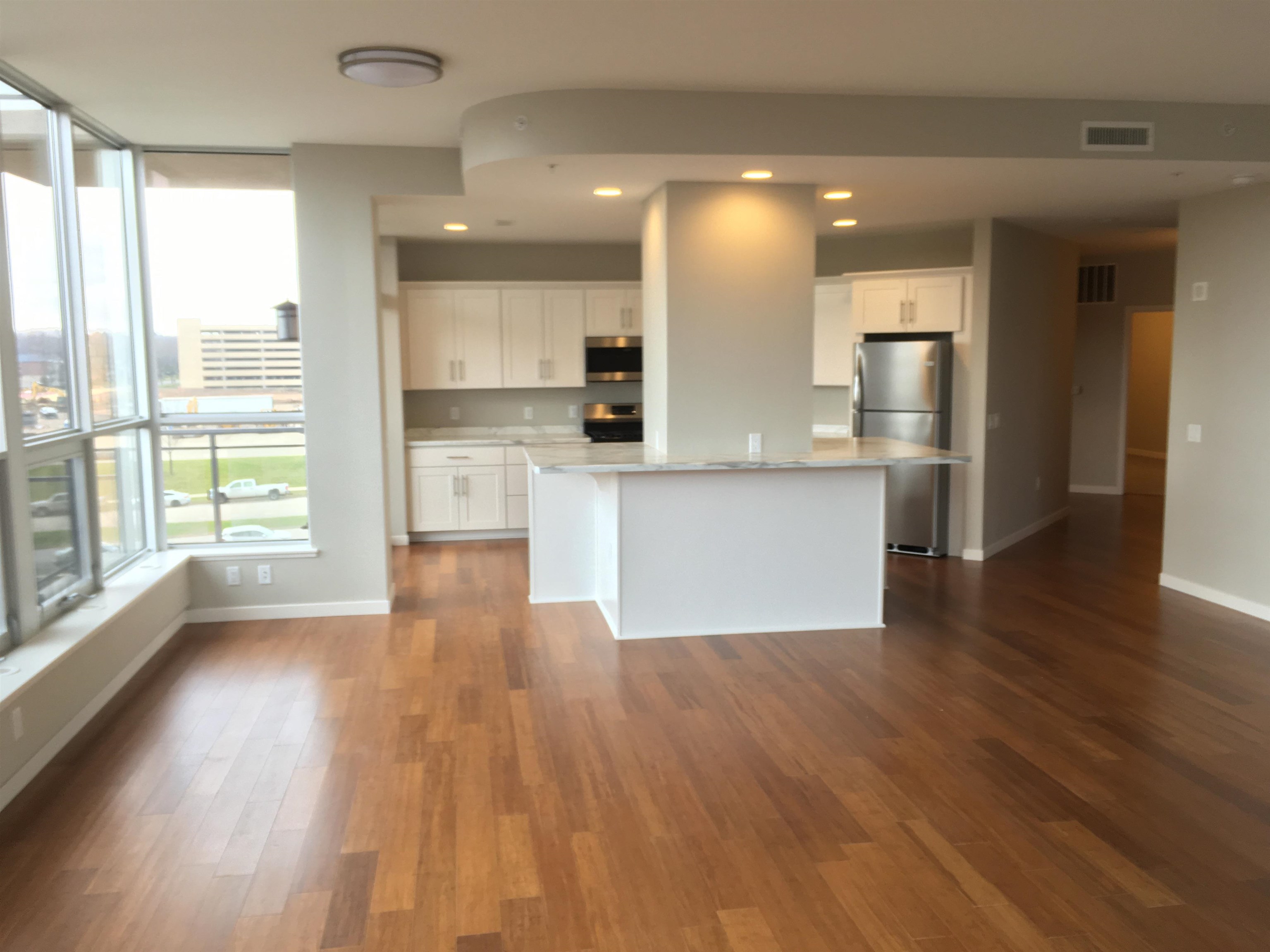 625 N Segoe Road 407