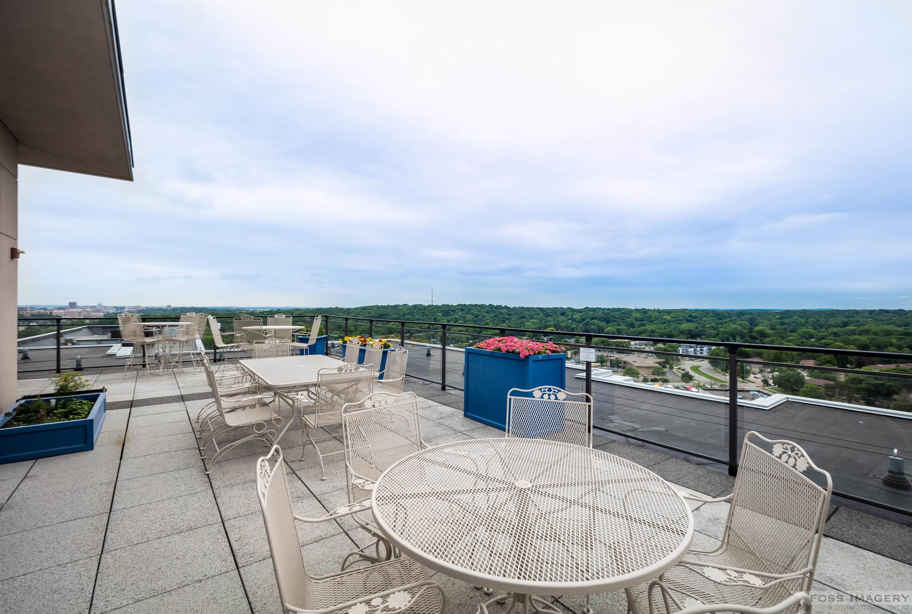 625 N Segoe Road 407