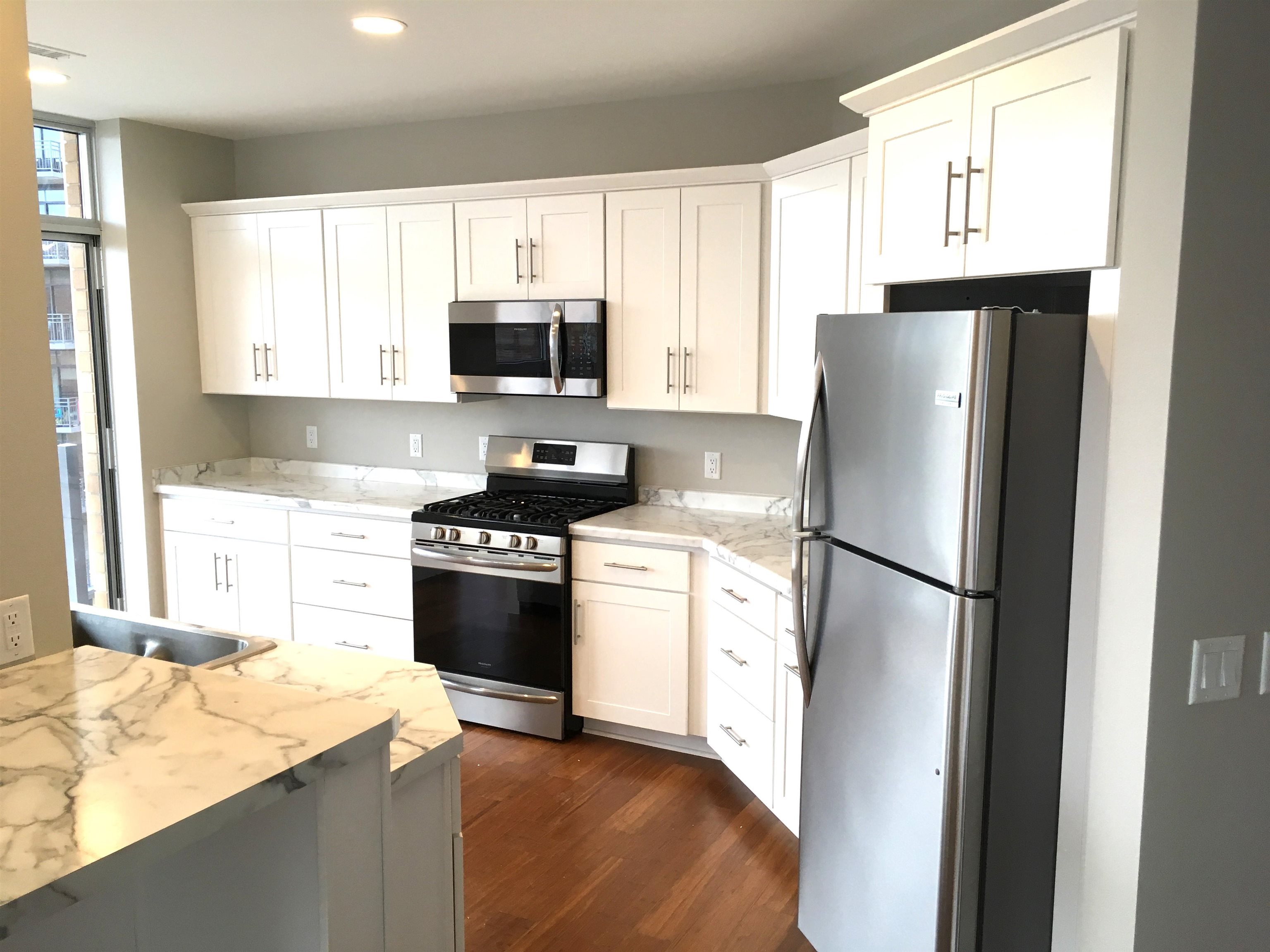 625 N Segoe Road 407