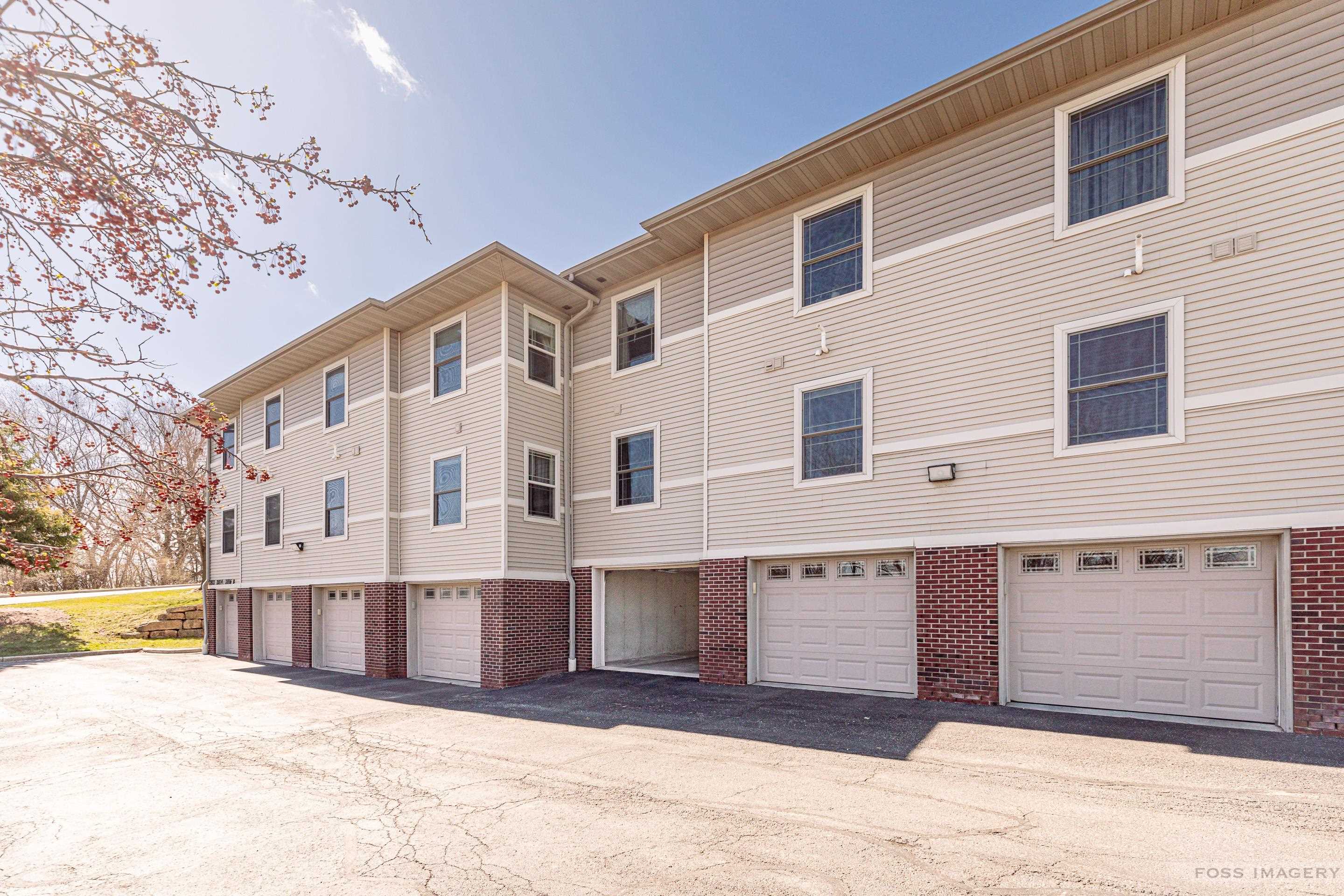 2814 Pleasant View Road 102