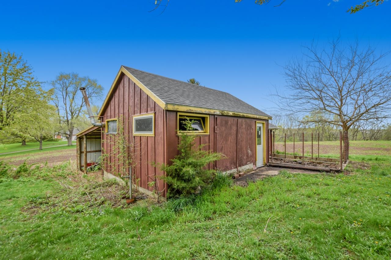 4696 Capitol View Road