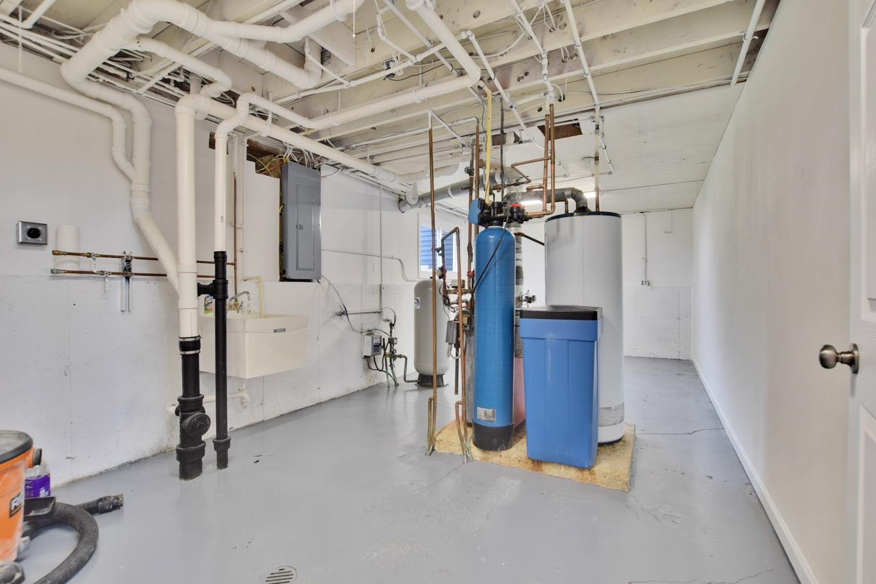 4696 Capitol View Road