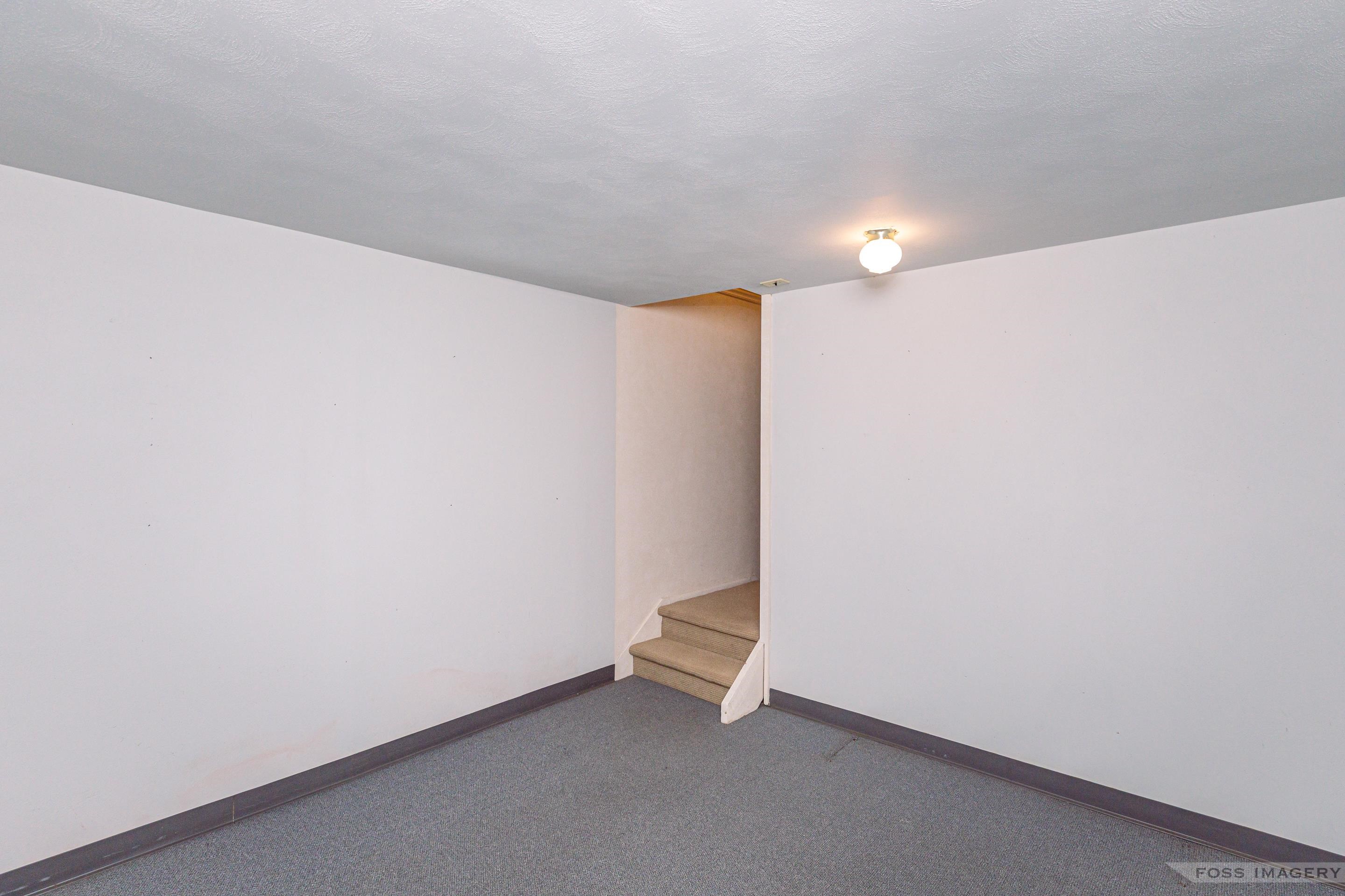 2603 S Elmwood Circle W