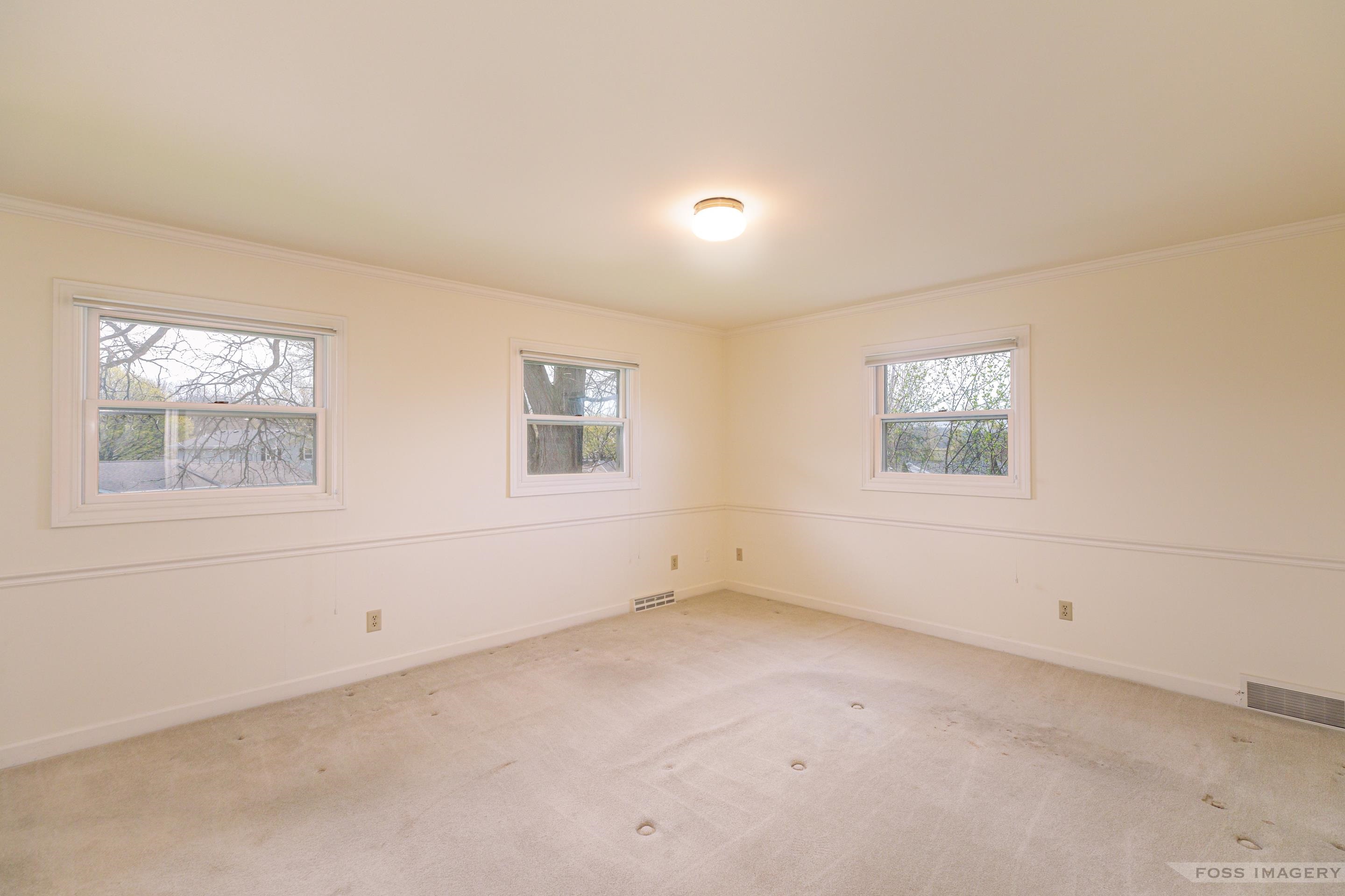 2603 S Elmwood Circle W