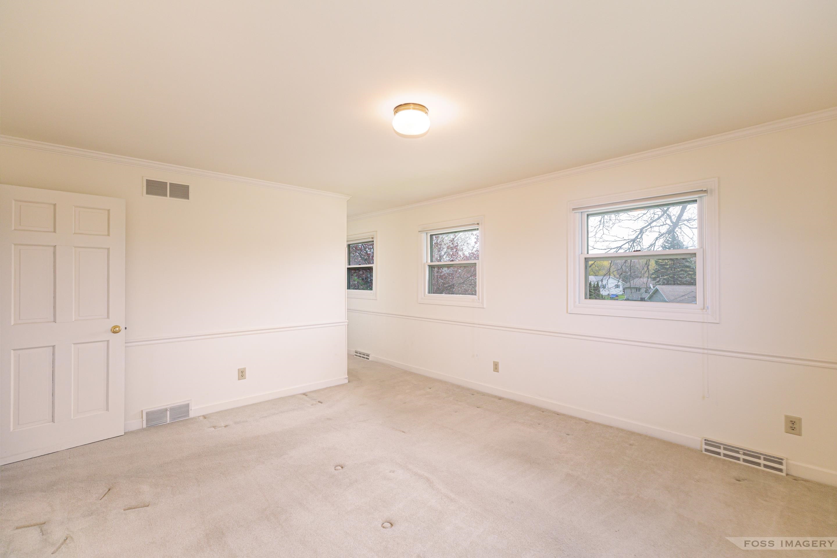 2603 S Elmwood Circle W
