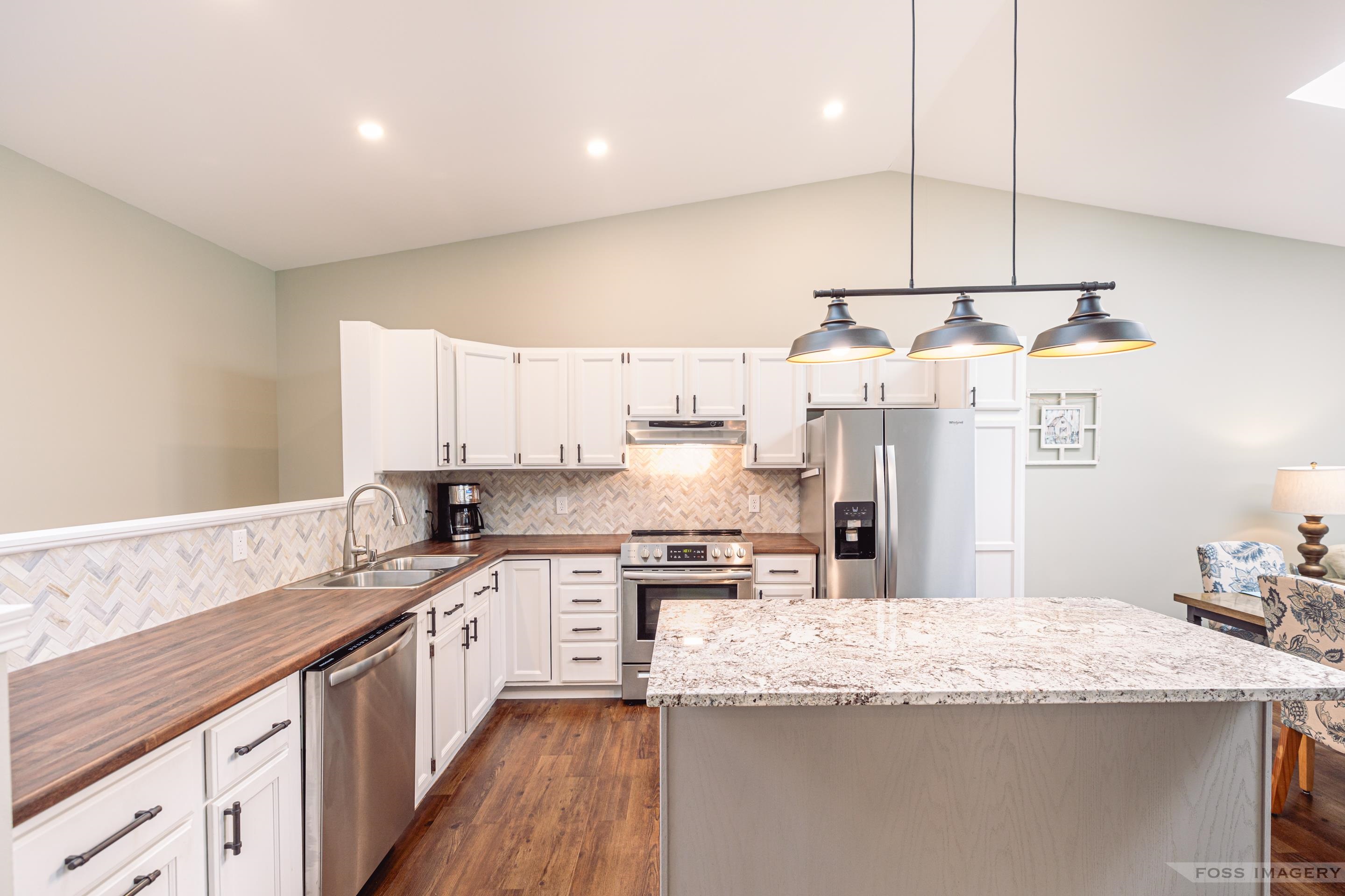 411 Kensington Square