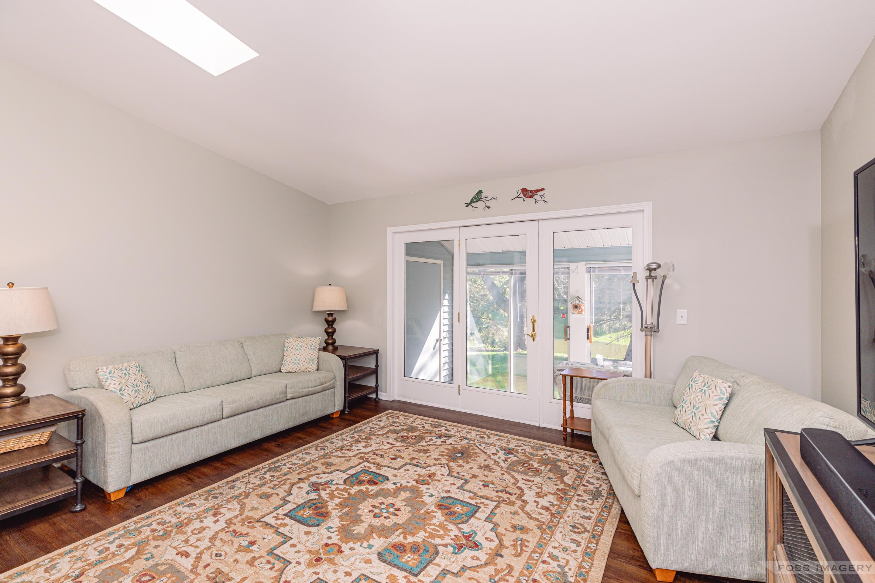 411 Kensington Square