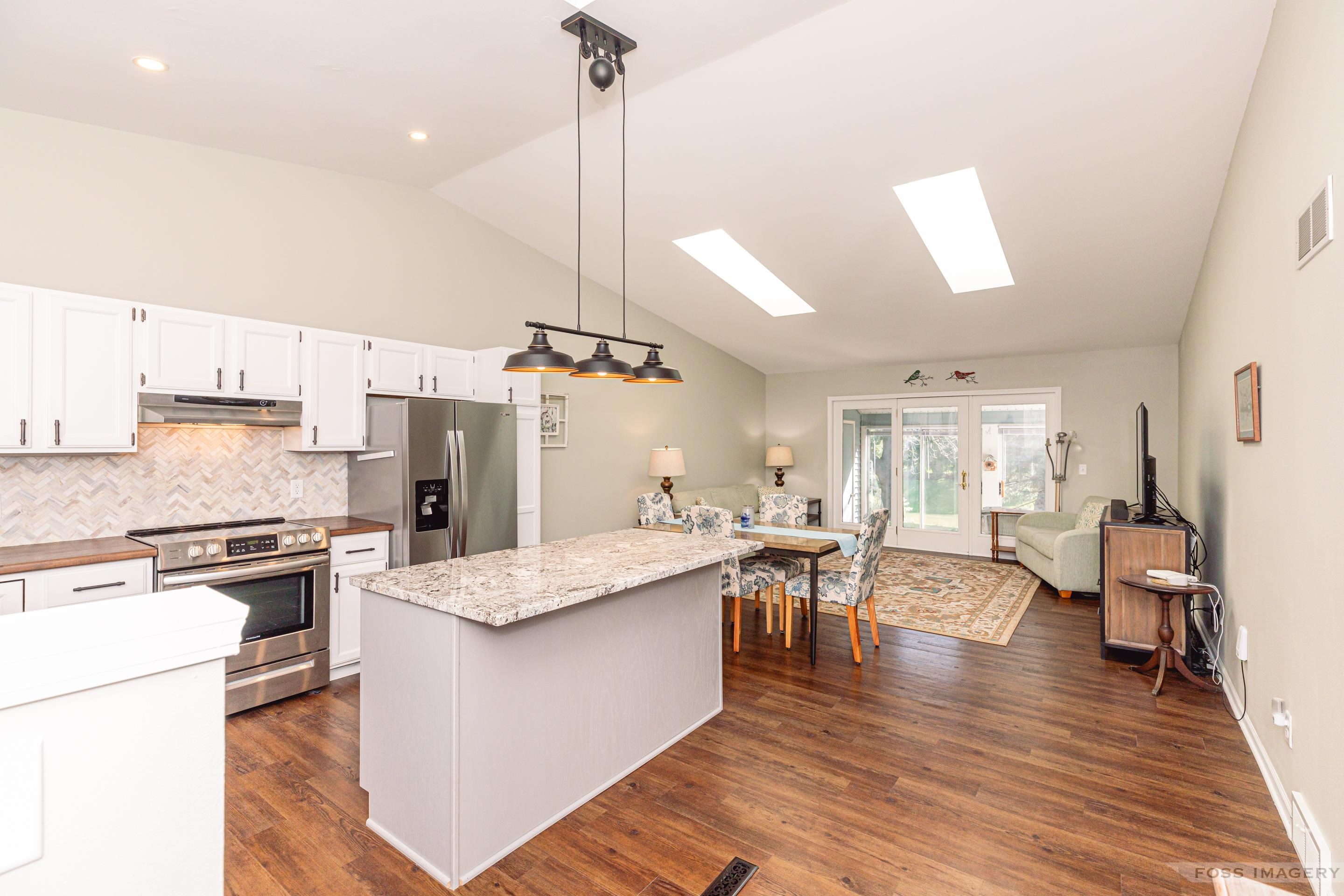 411 Kensington Square