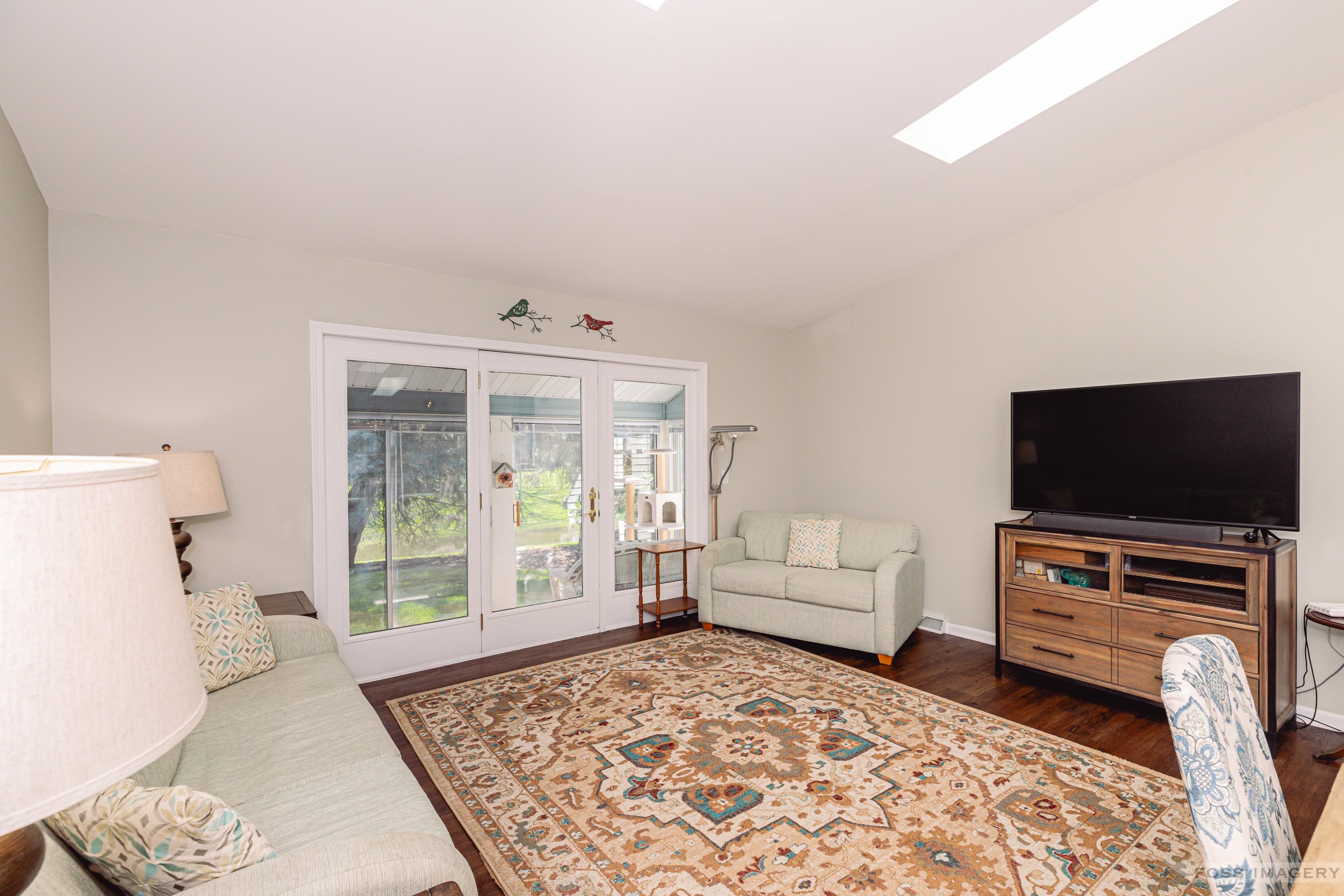 411 Kensington Square