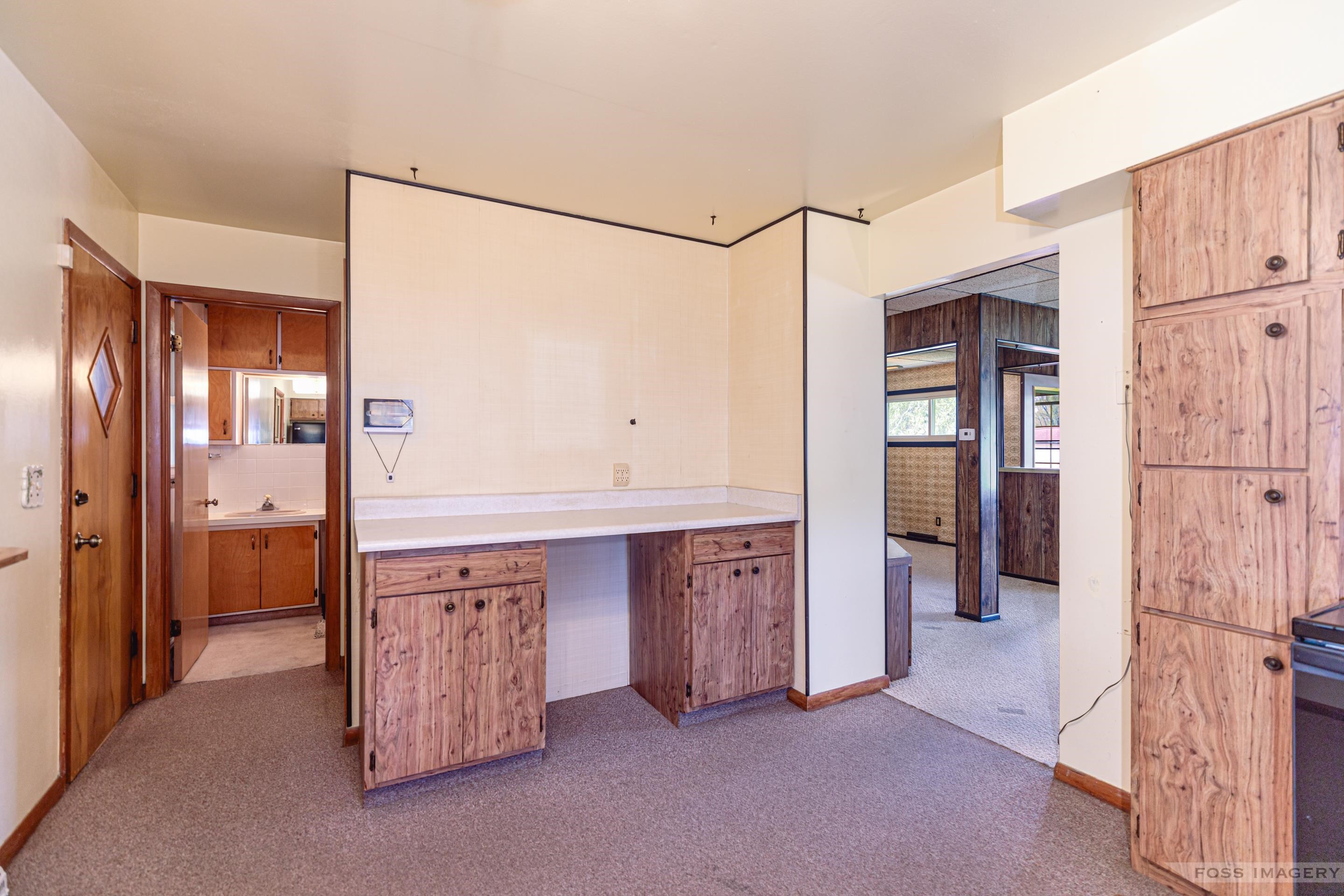 4610 Meredithe Avenue