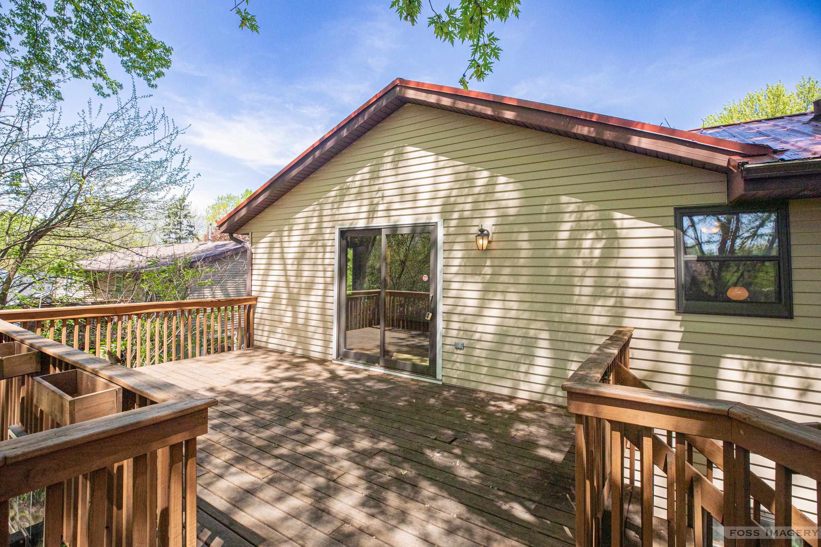 4913 Violet Lane