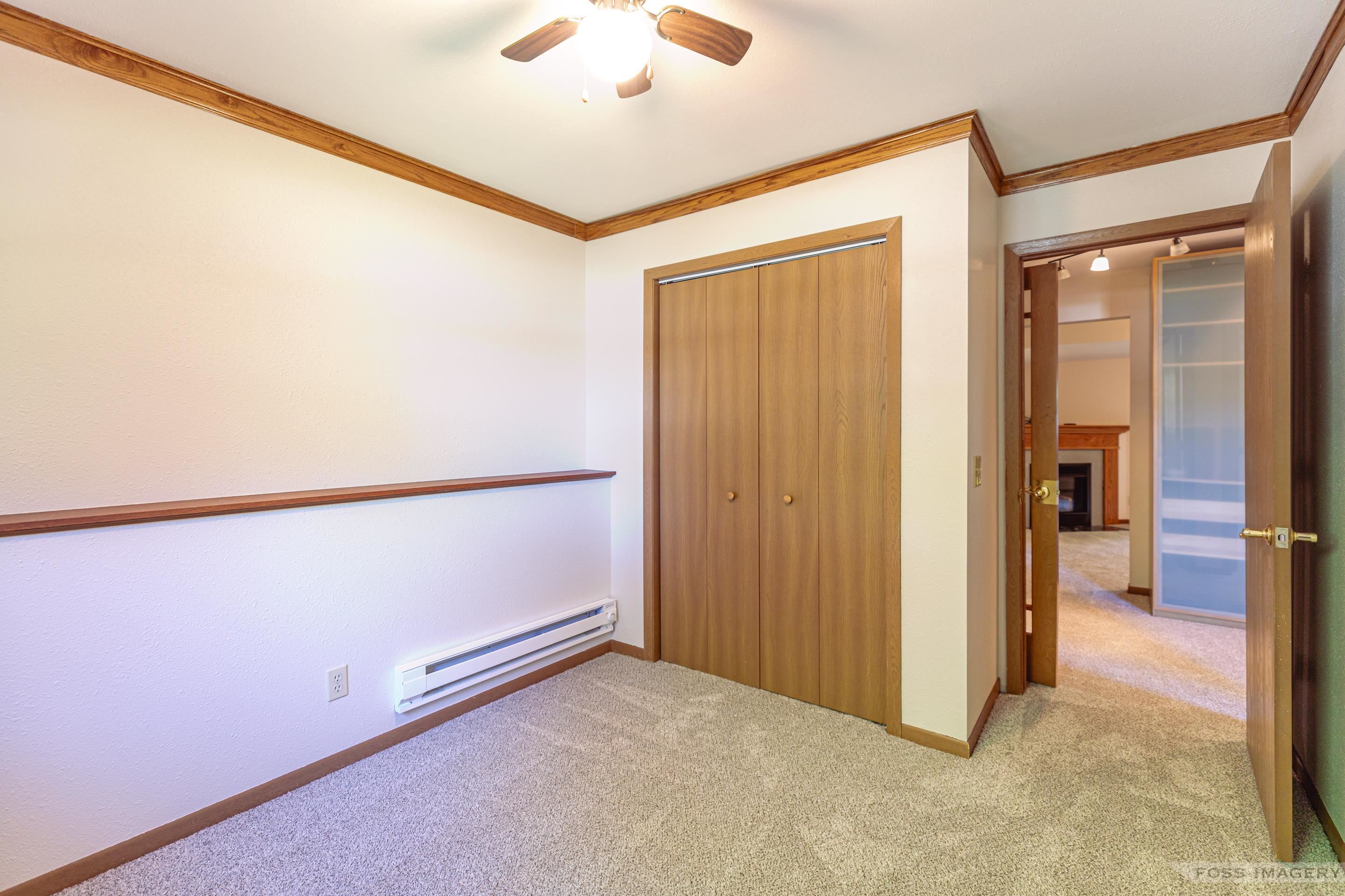 4913 Violet Lane