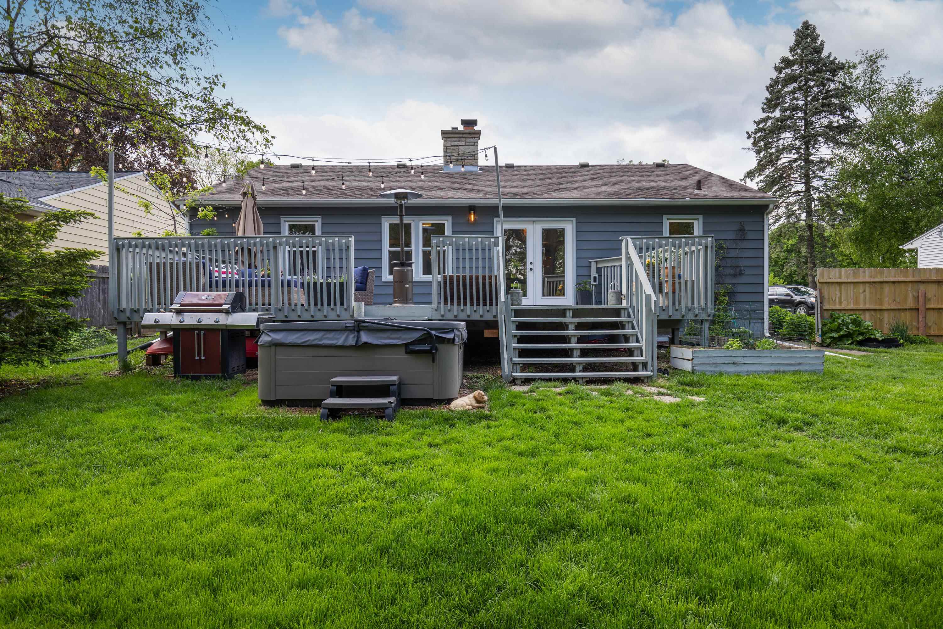 4005 Tokay Boulevard