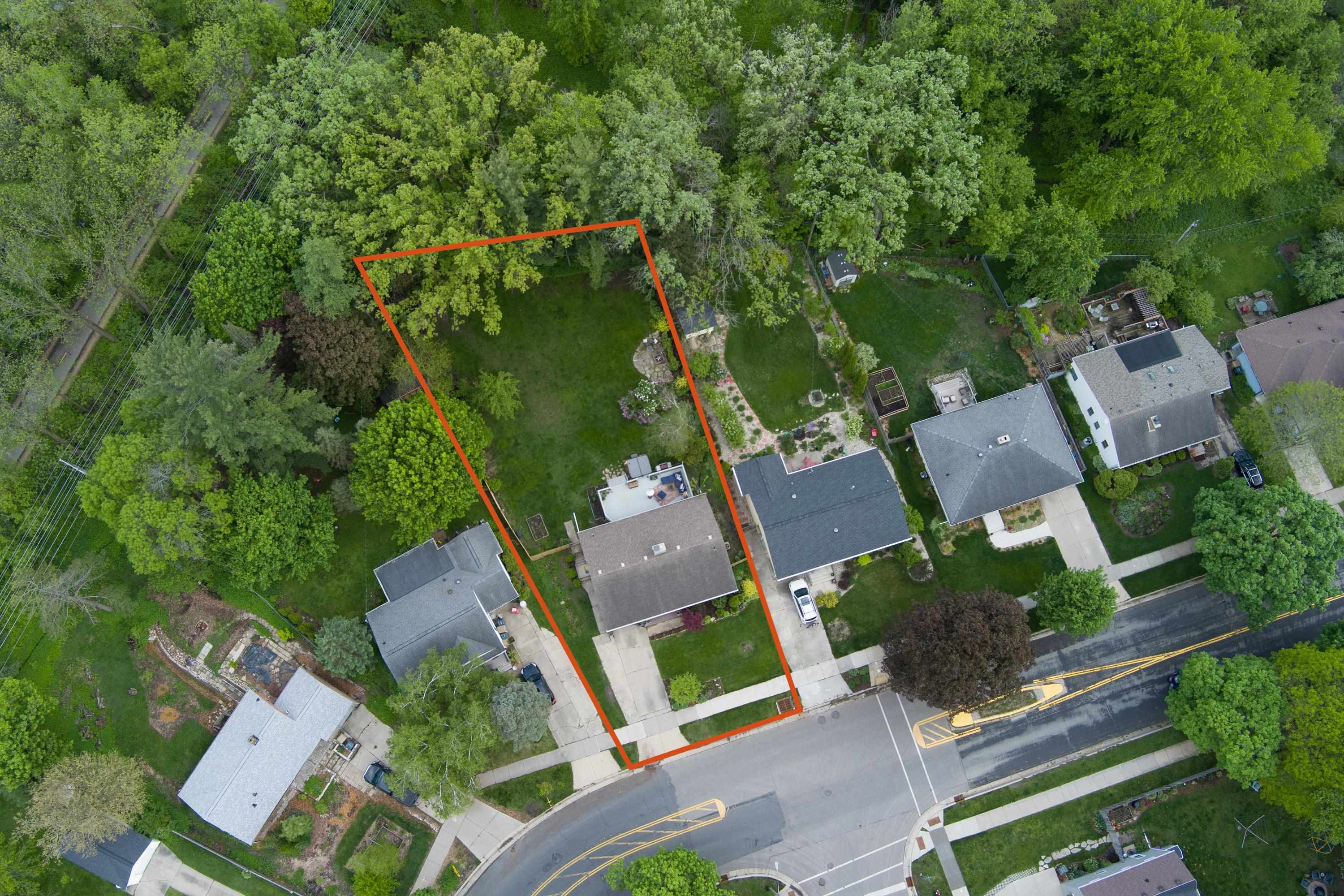 4005 Tokay Boulevard