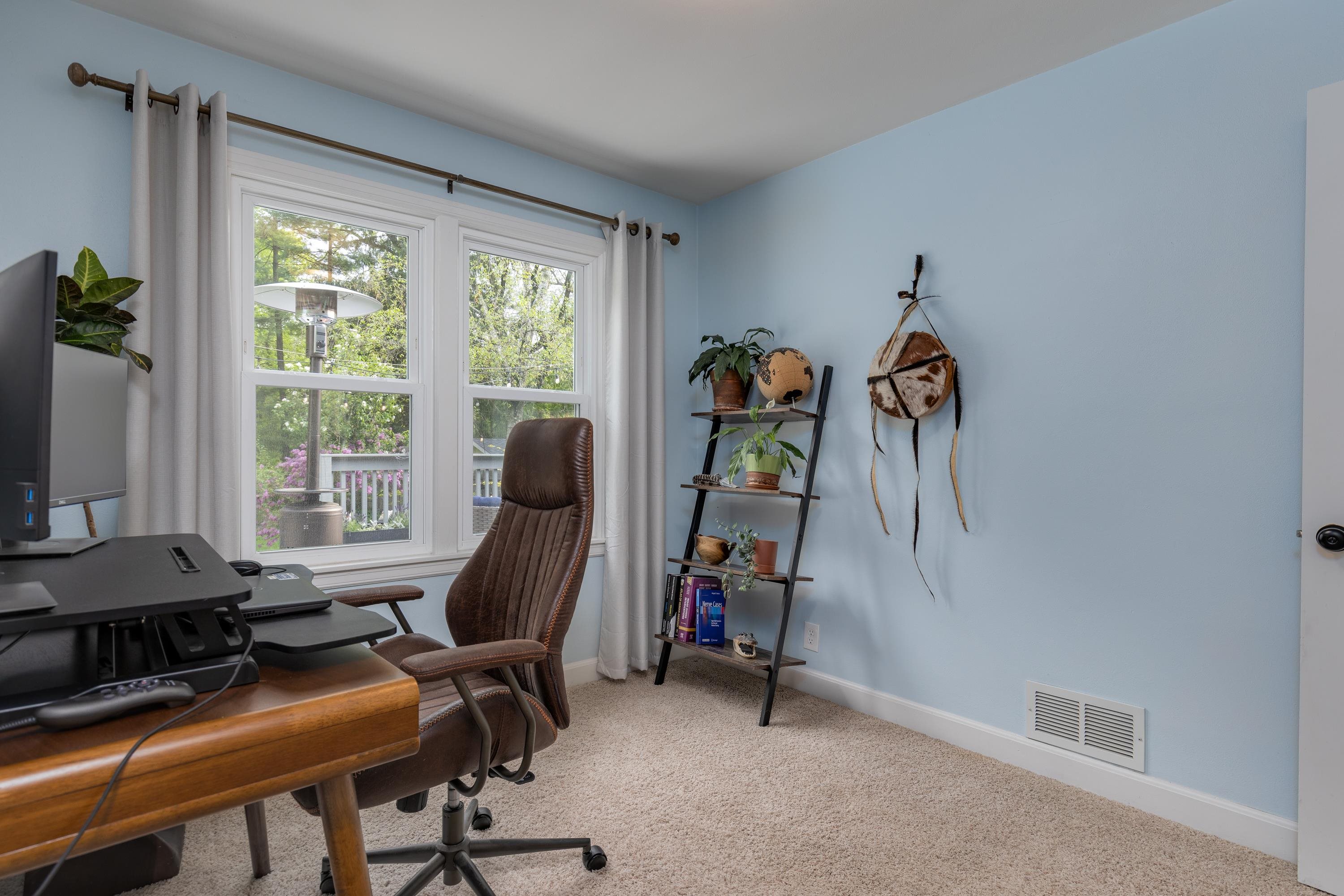 4005 Tokay Boulevard