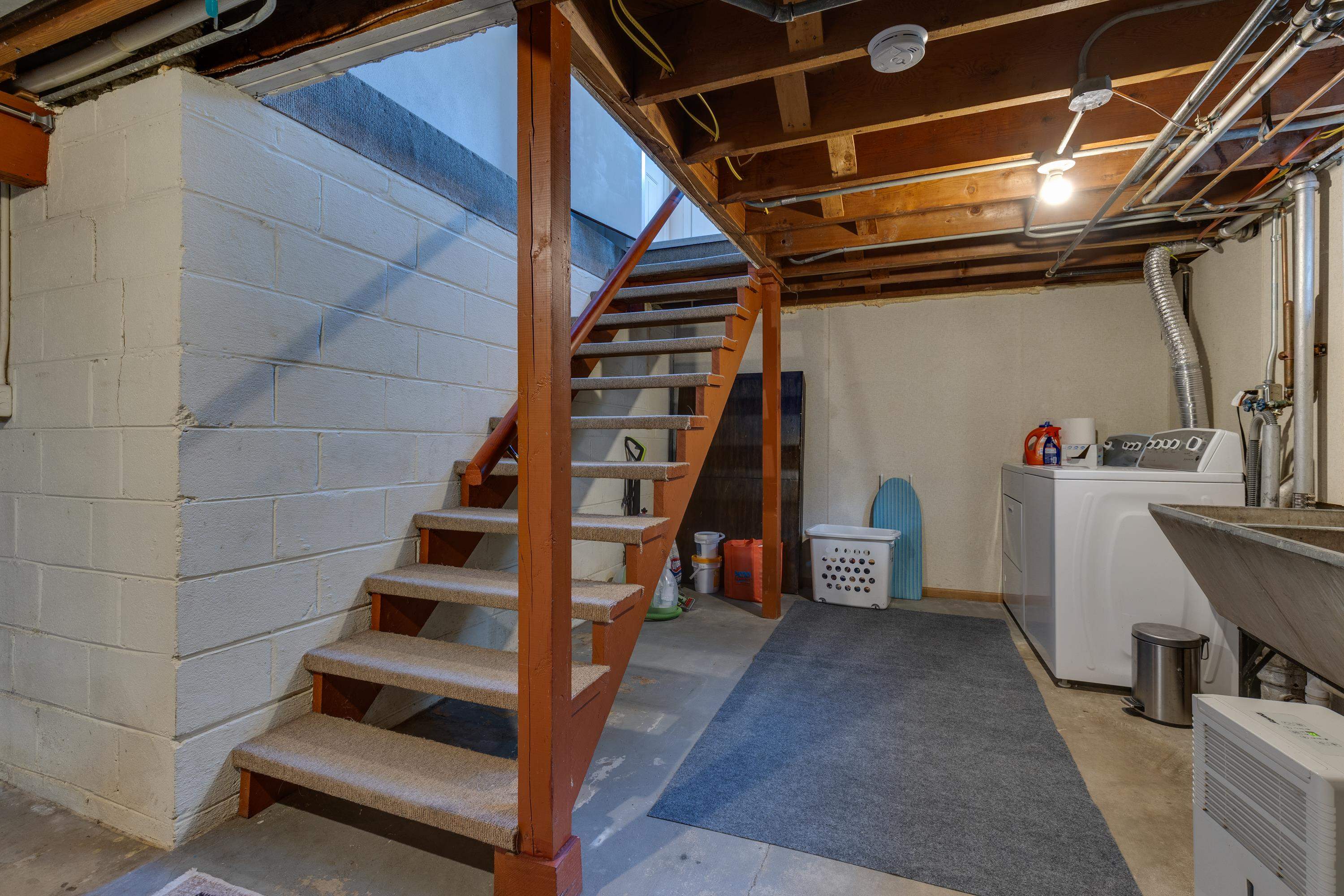 4005 Tokay Boulevard