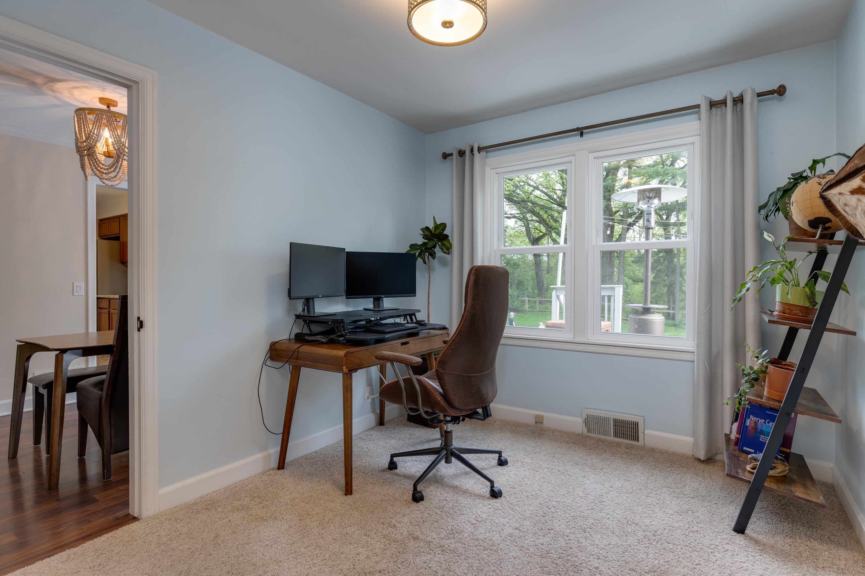 4005 Tokay Boulevard