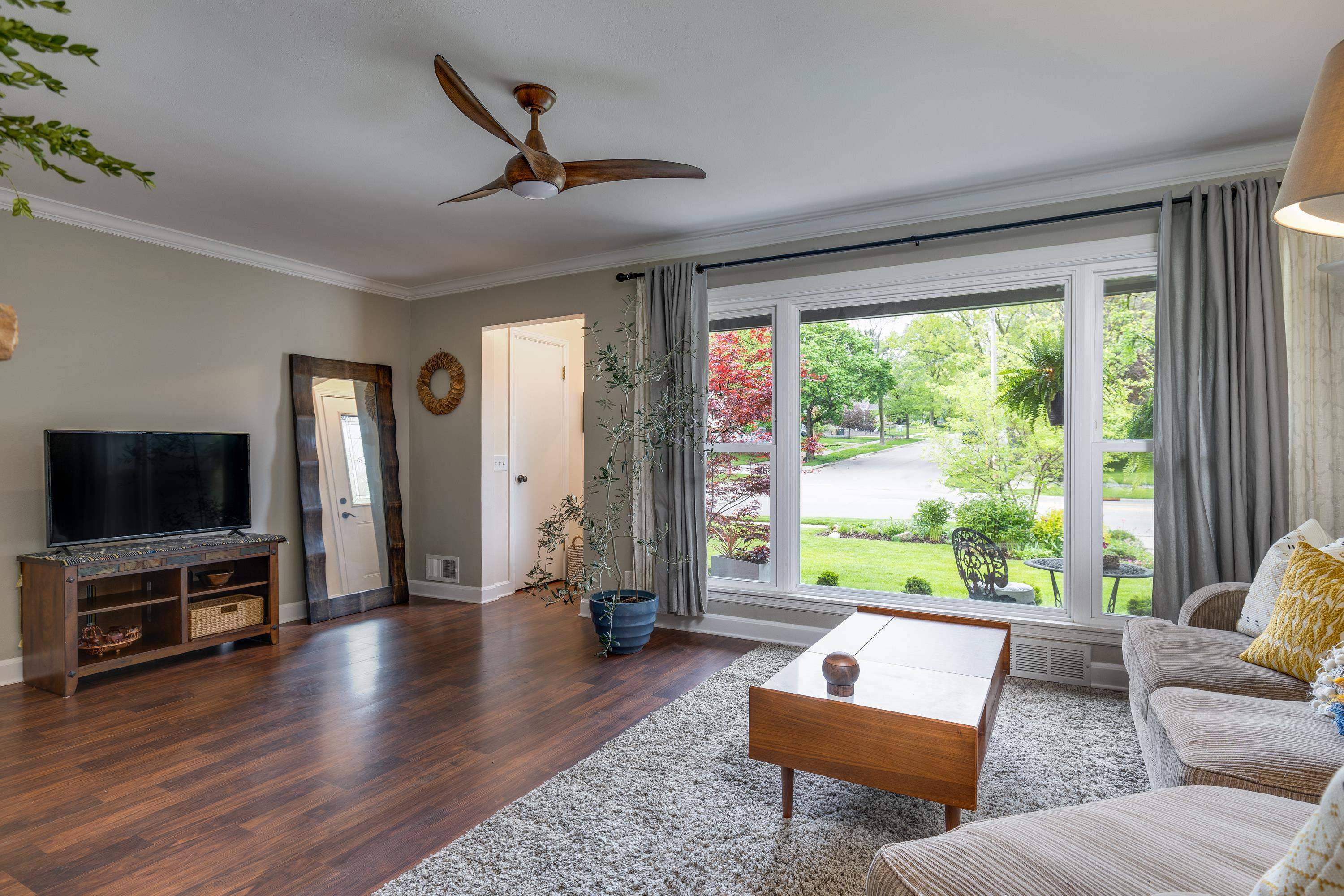 4005 Tokay Boulevard