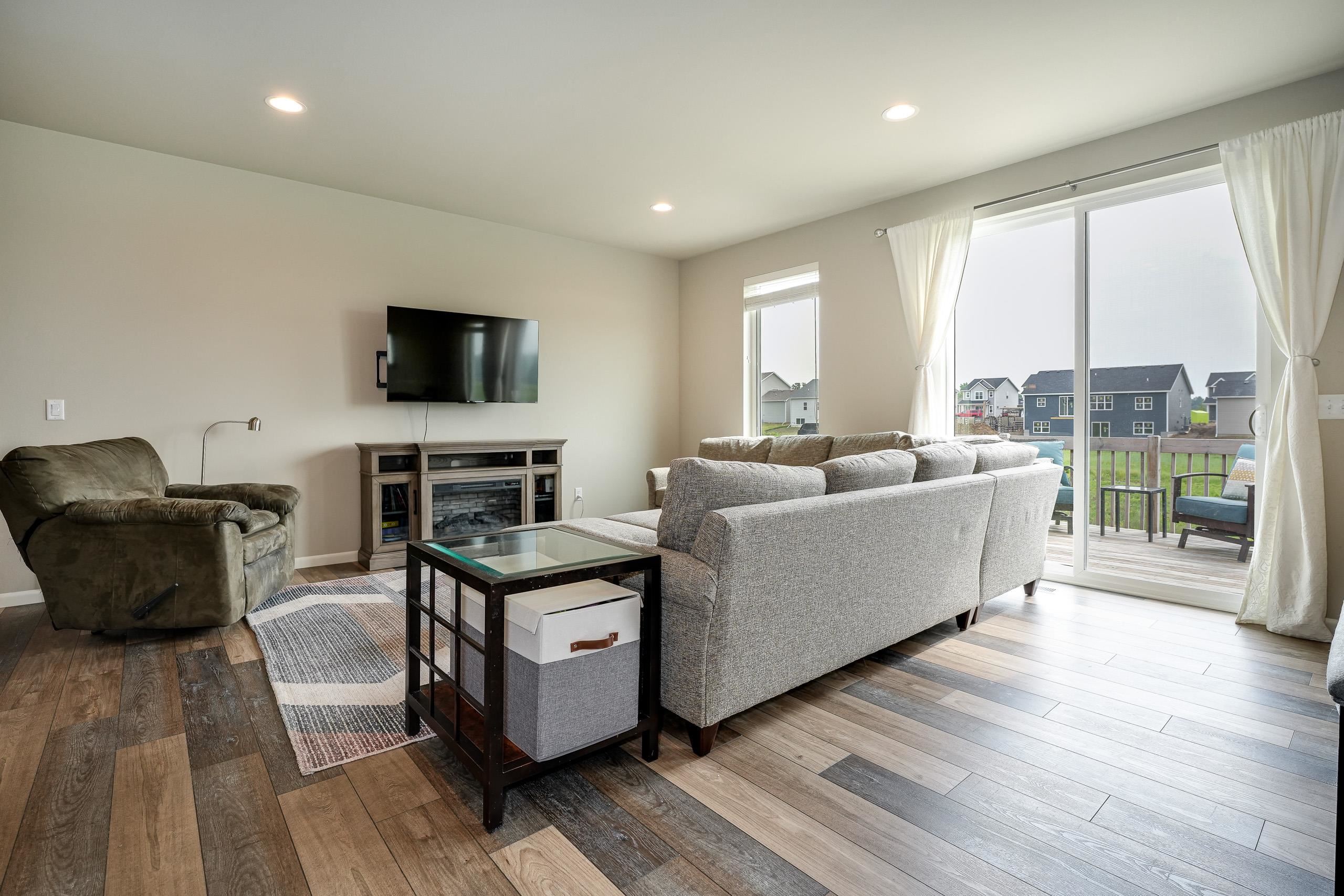 1237 Crane Meadow Way