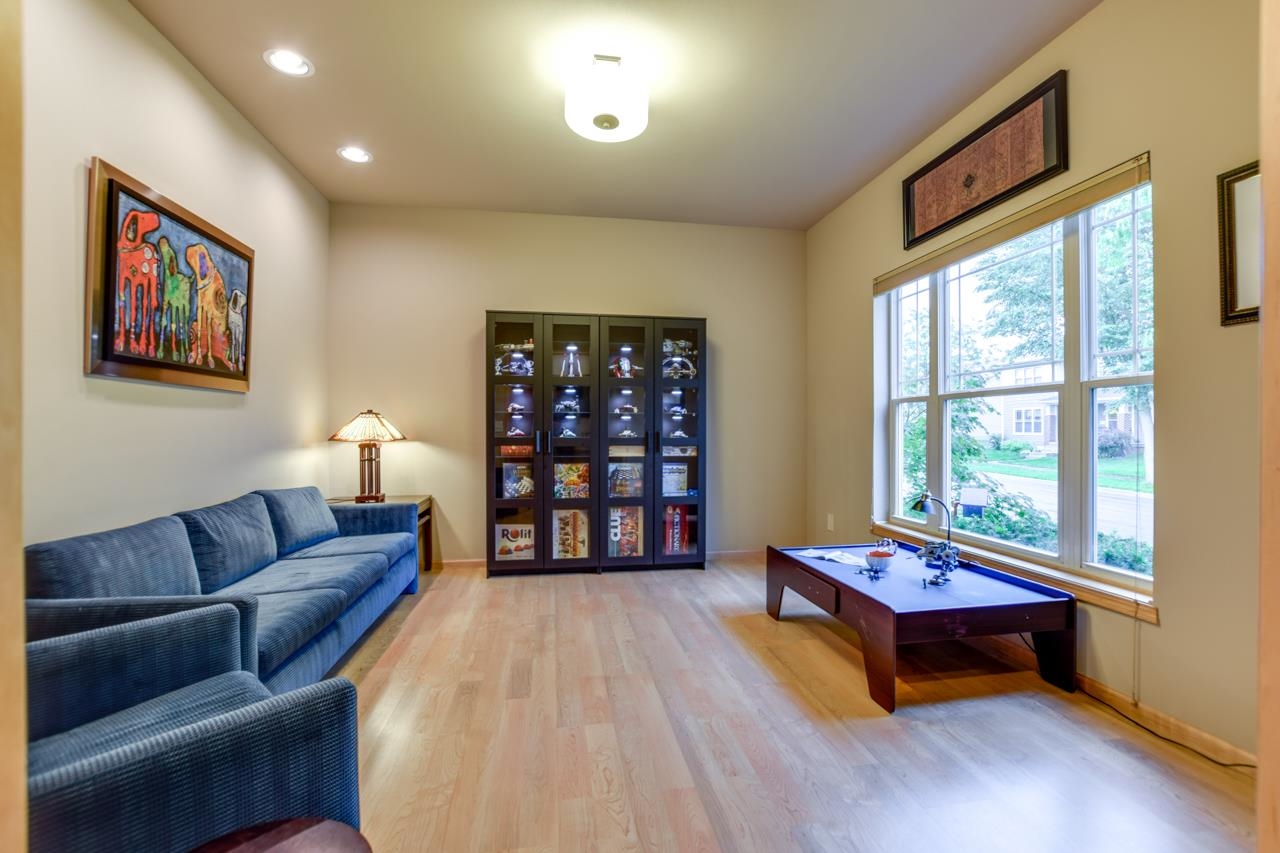 446 Pine Lawn Parkway