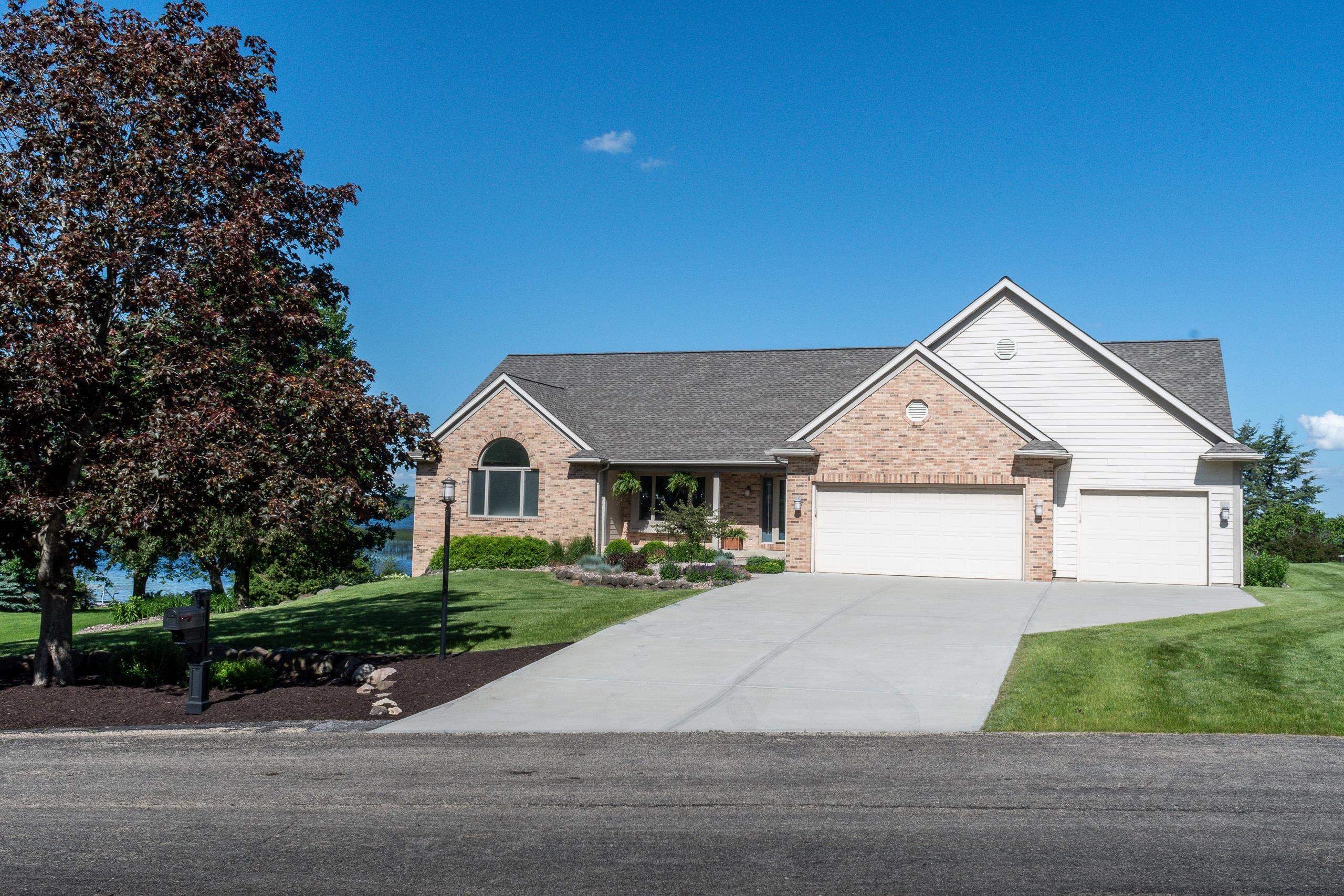 N6380 CEDAR Lane