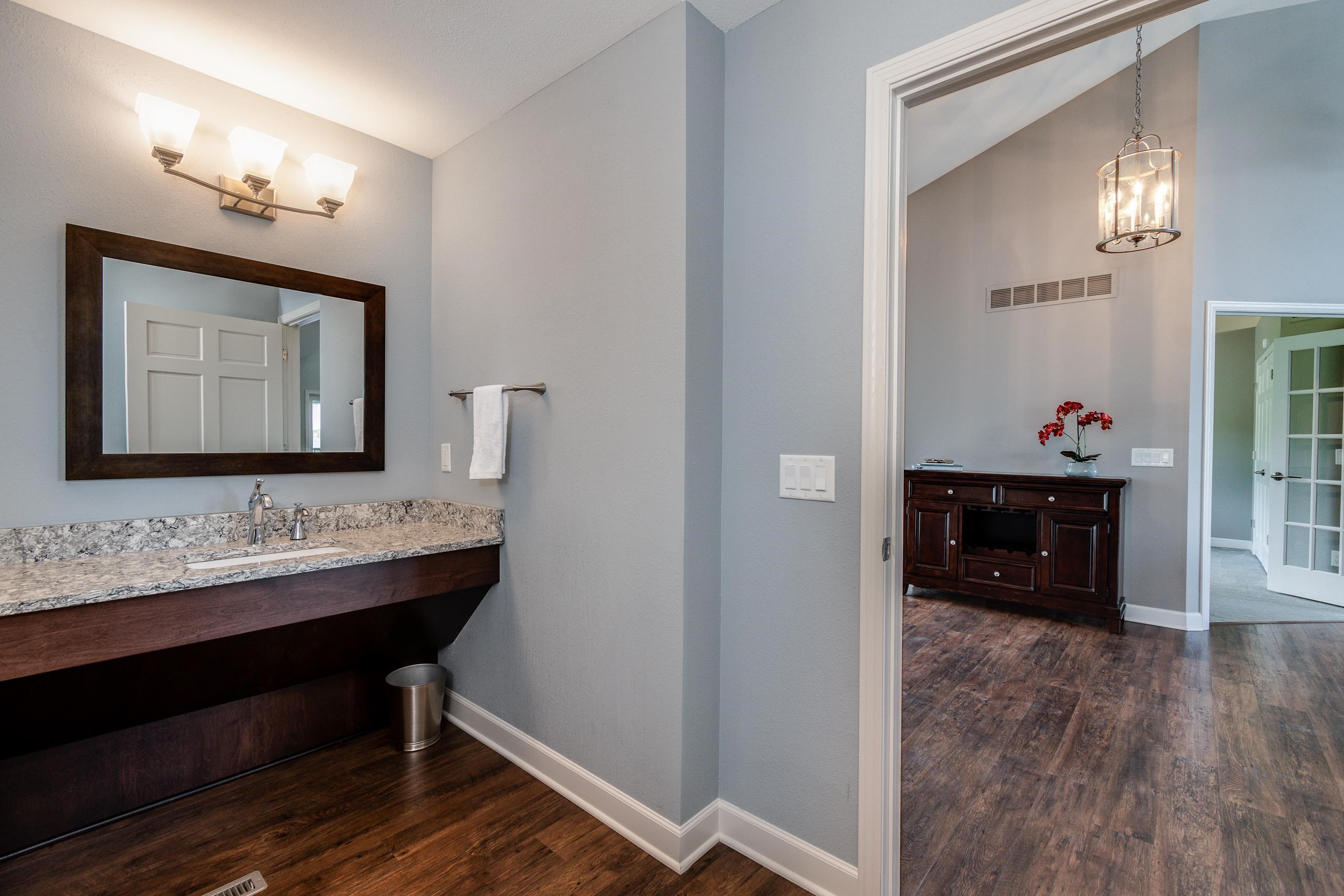 N6380 CEDAR Lane