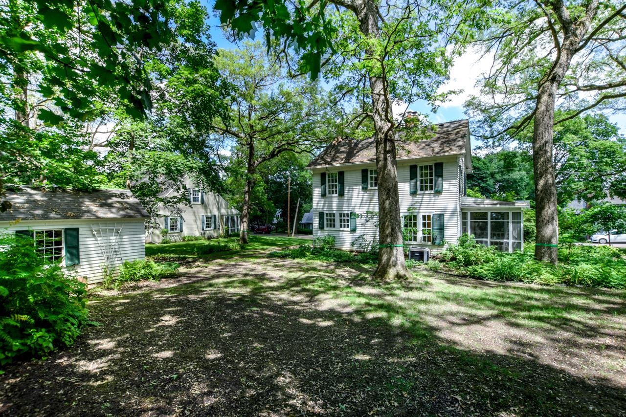 1226 Sweetbriar Road