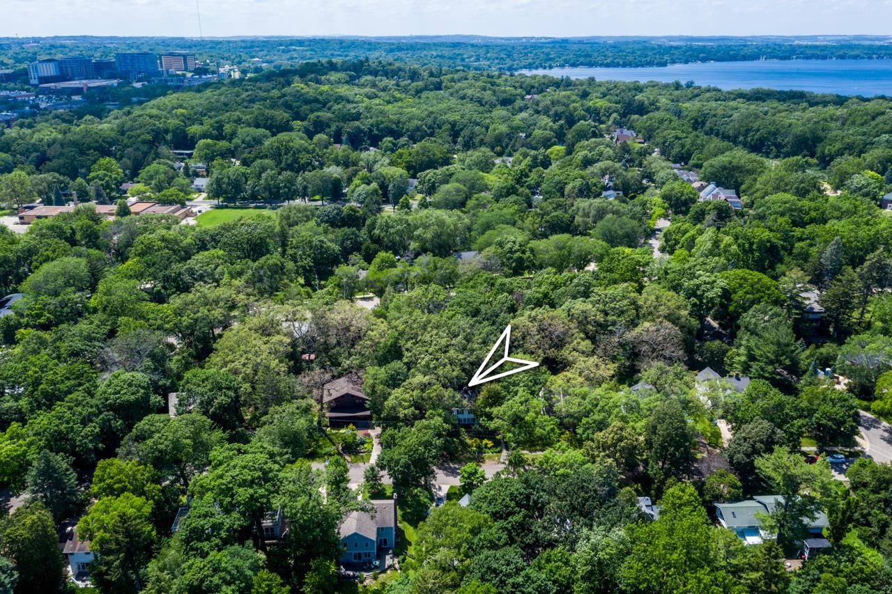 1226 Sweetbriar Road