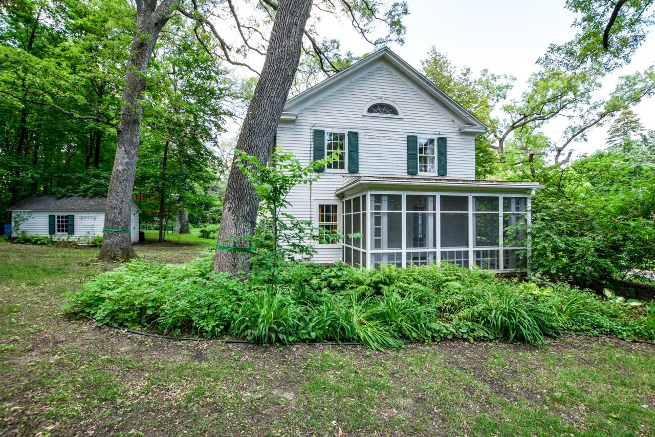 1226 Sweetbriar Road