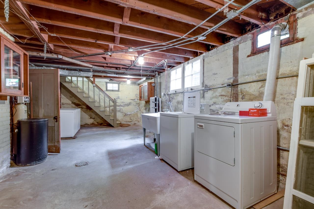 1226 Sweetbriar Road