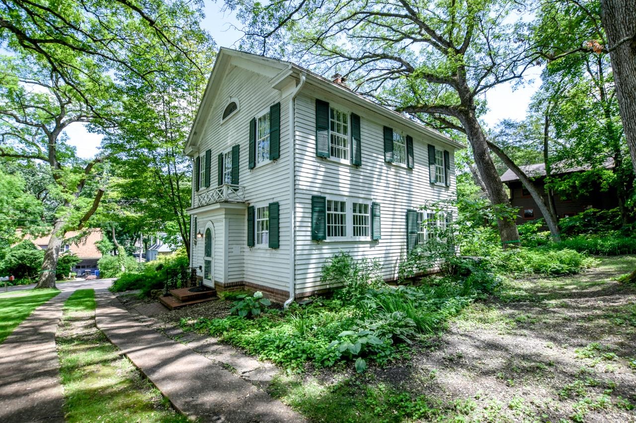 1226 Sweetbriar Road