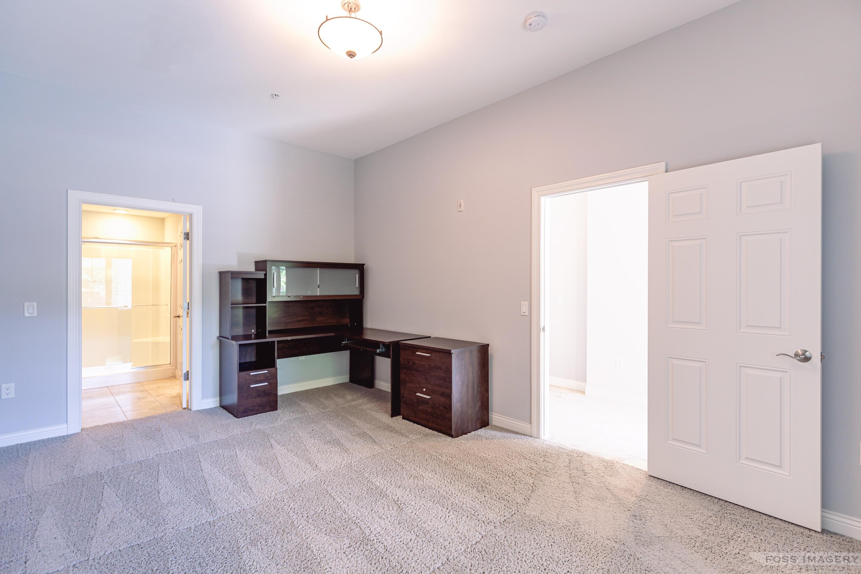 1806 Maplecrest Drive 101