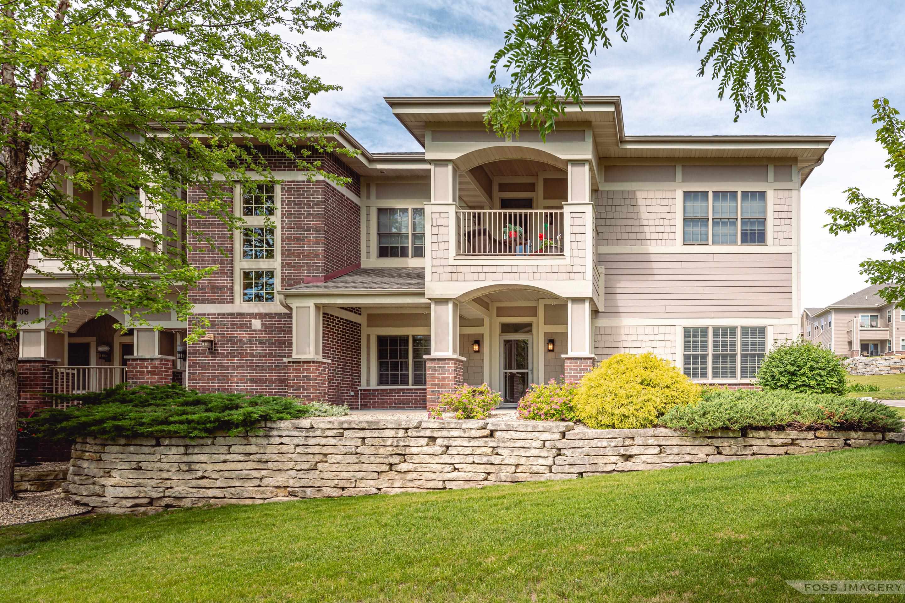 1806 Maplecrest Drive 101