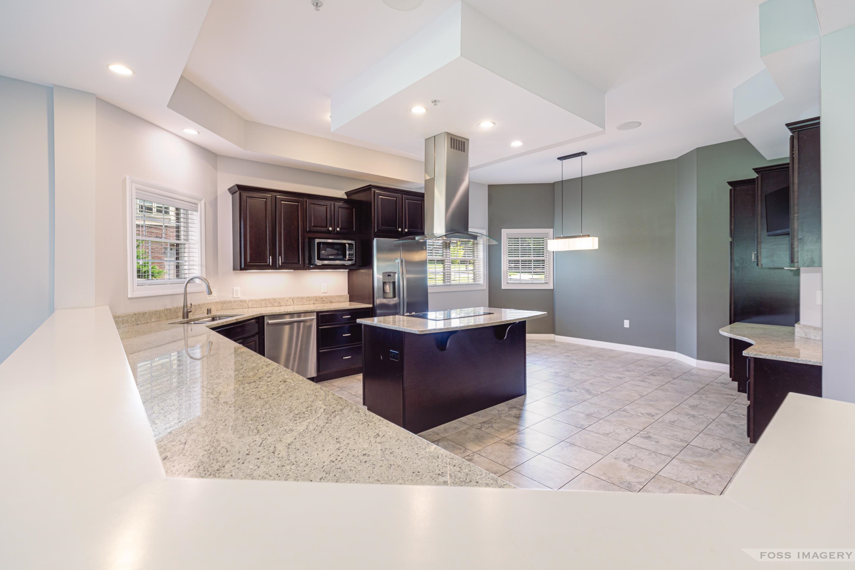 1806 Maplecrest Drive 101