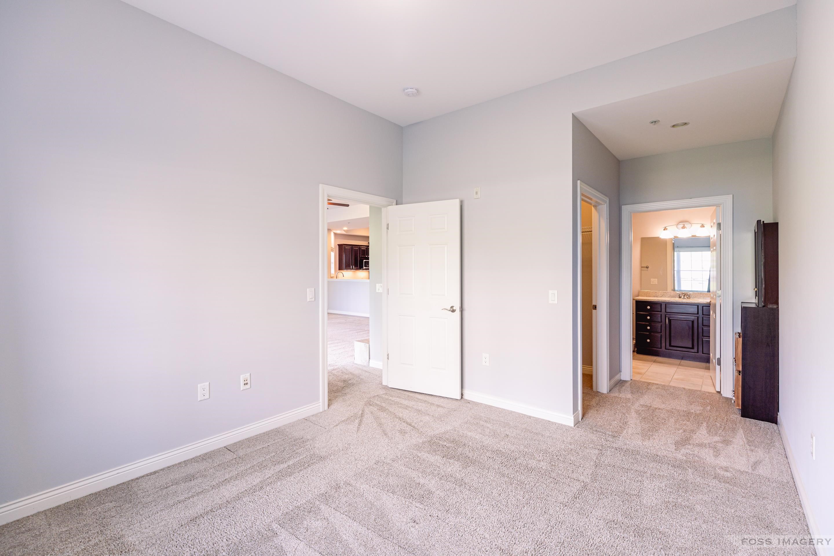 1806 Maplecrest Drive 101