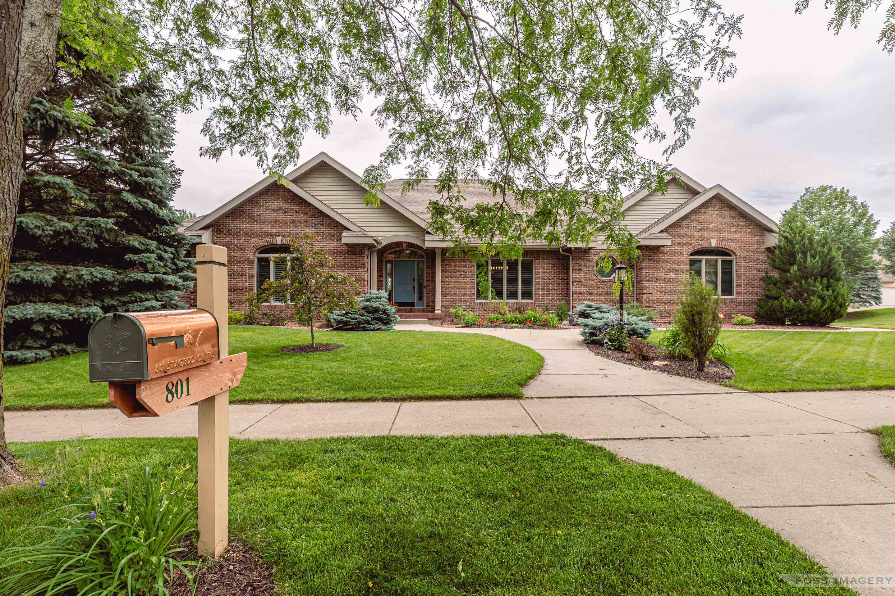 801 Stagecoach Trail