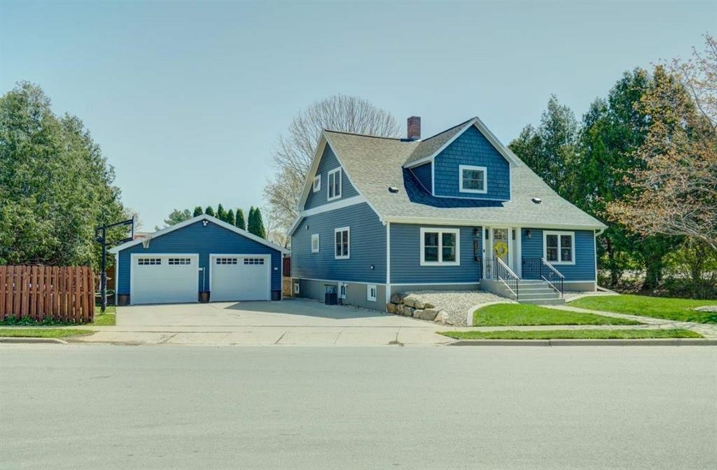 105 S Military Road