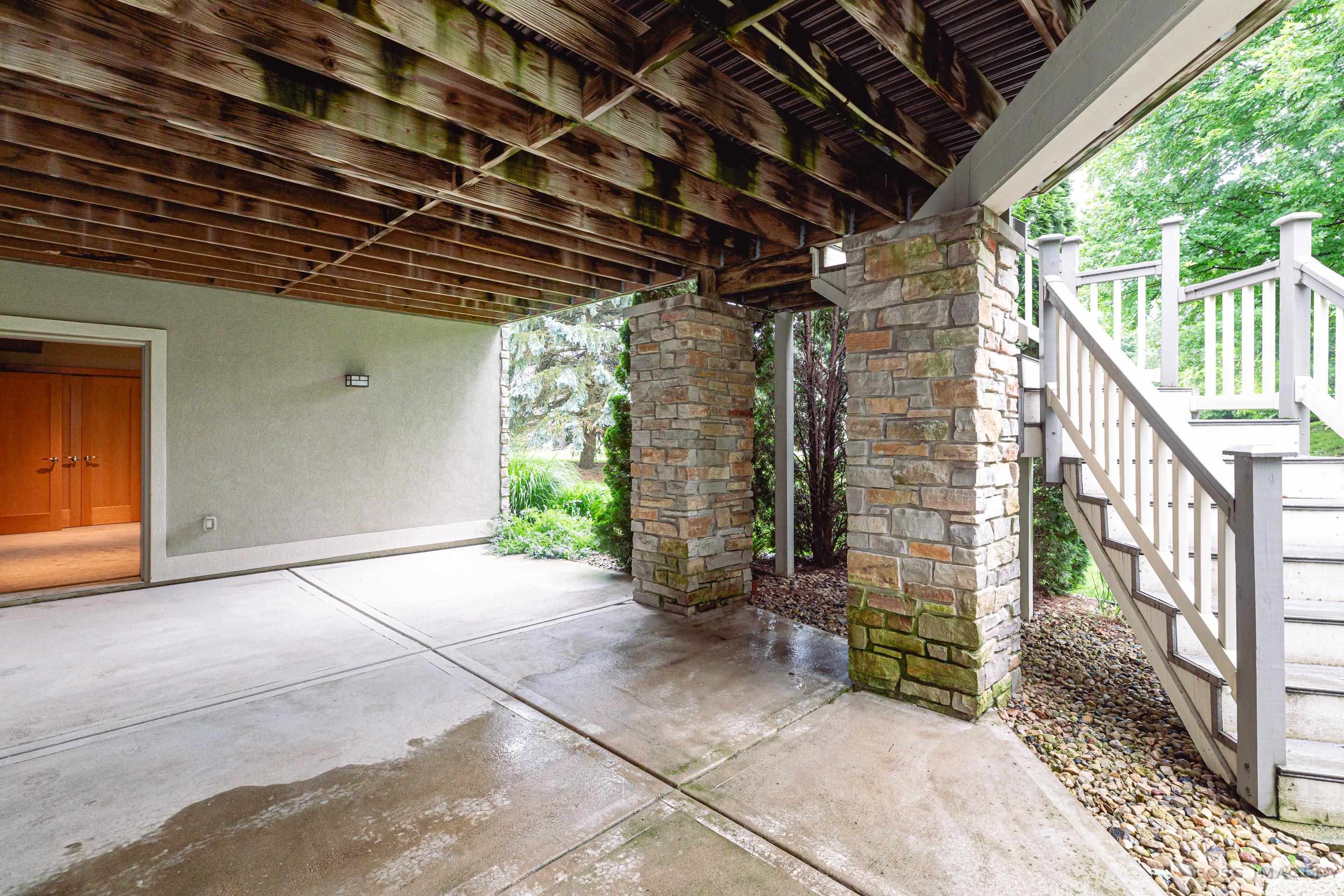 3818 Signature Drive 3818