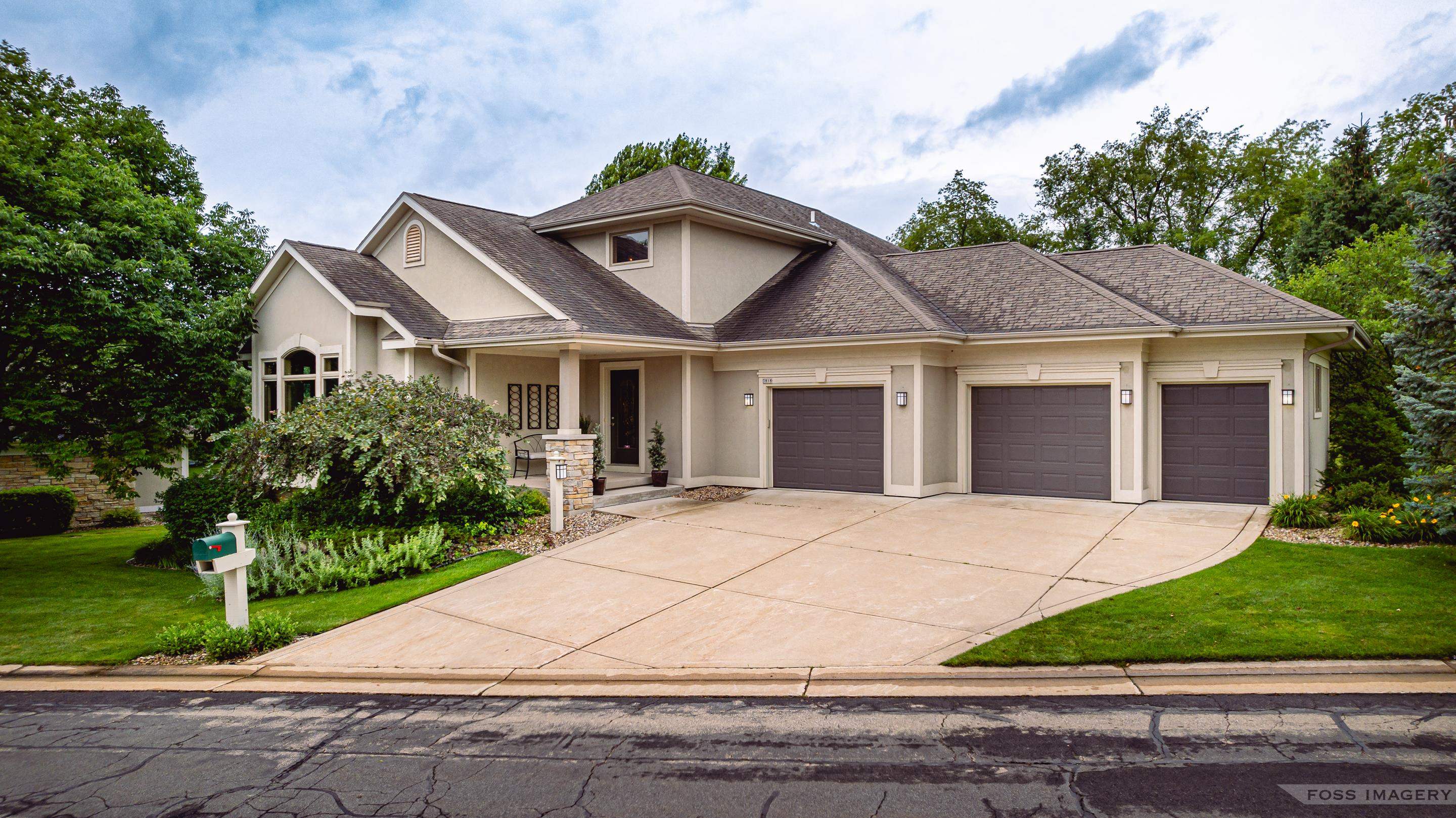 3818 Signature Drive 3818