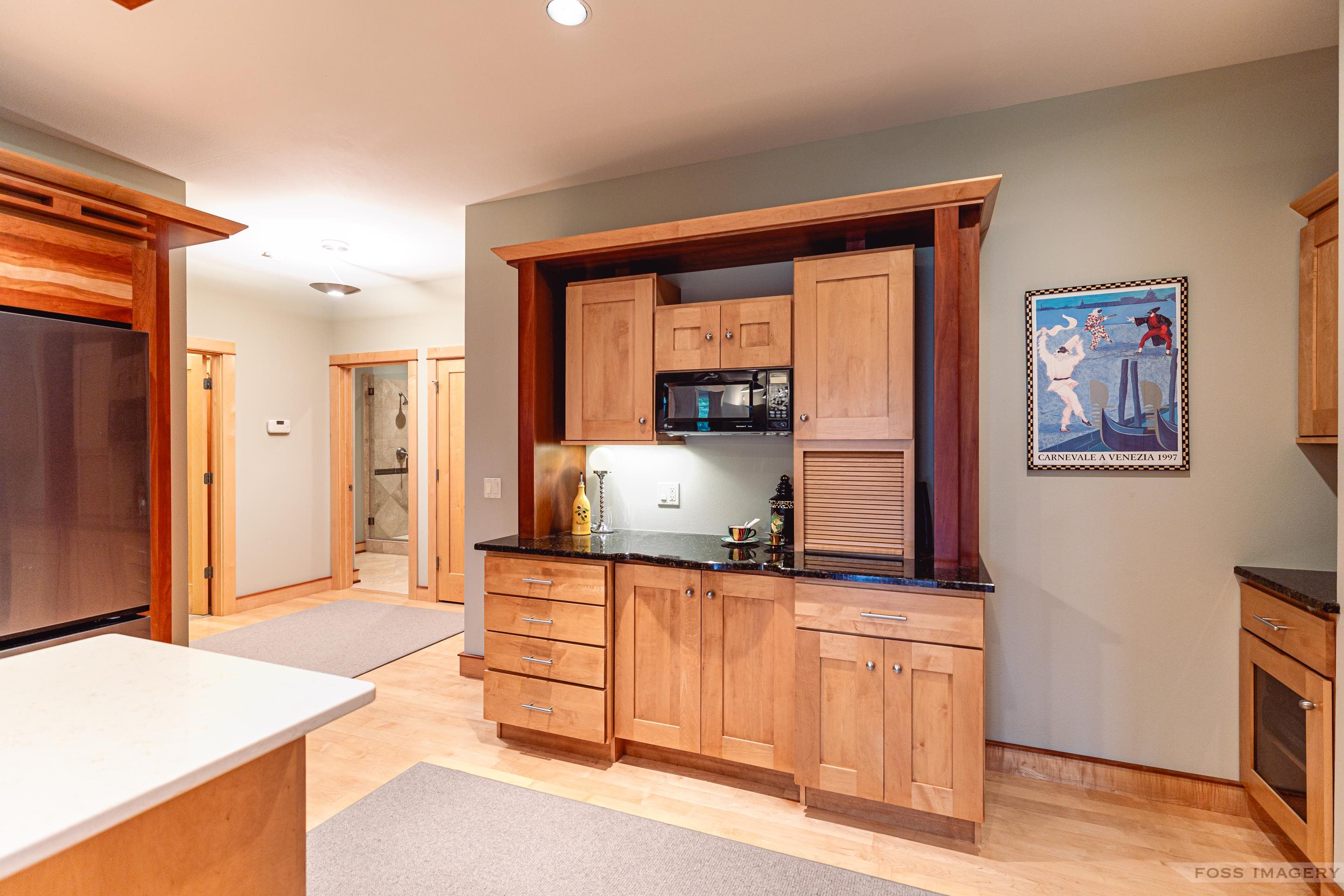 3818 Signature Drive 3818