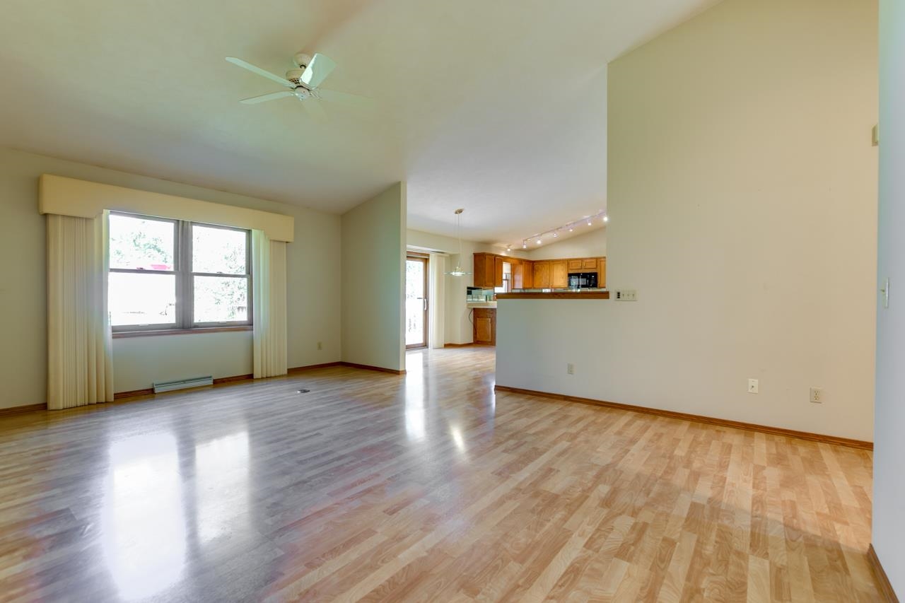 7265 W Valley Ridge Drive