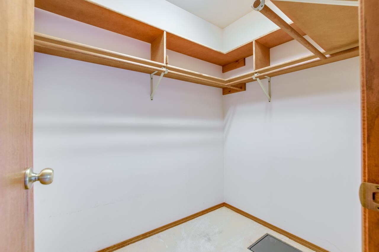 7265 W Valley Ridge Drive