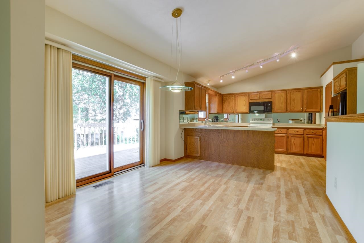 7265 W Valley Ridge Drive